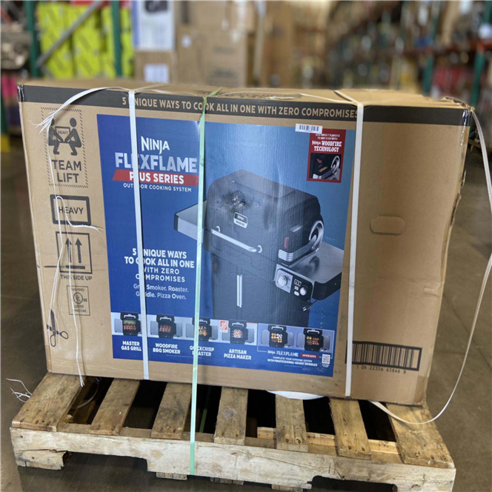 DALLAS LOCATION - NINJA FlexFlame Plus 3-Burner Outdoor Cooking BBQ, 5-in-1 Propane and Electric Grill, Smoker, Roaster, Pizza Maker in Black
