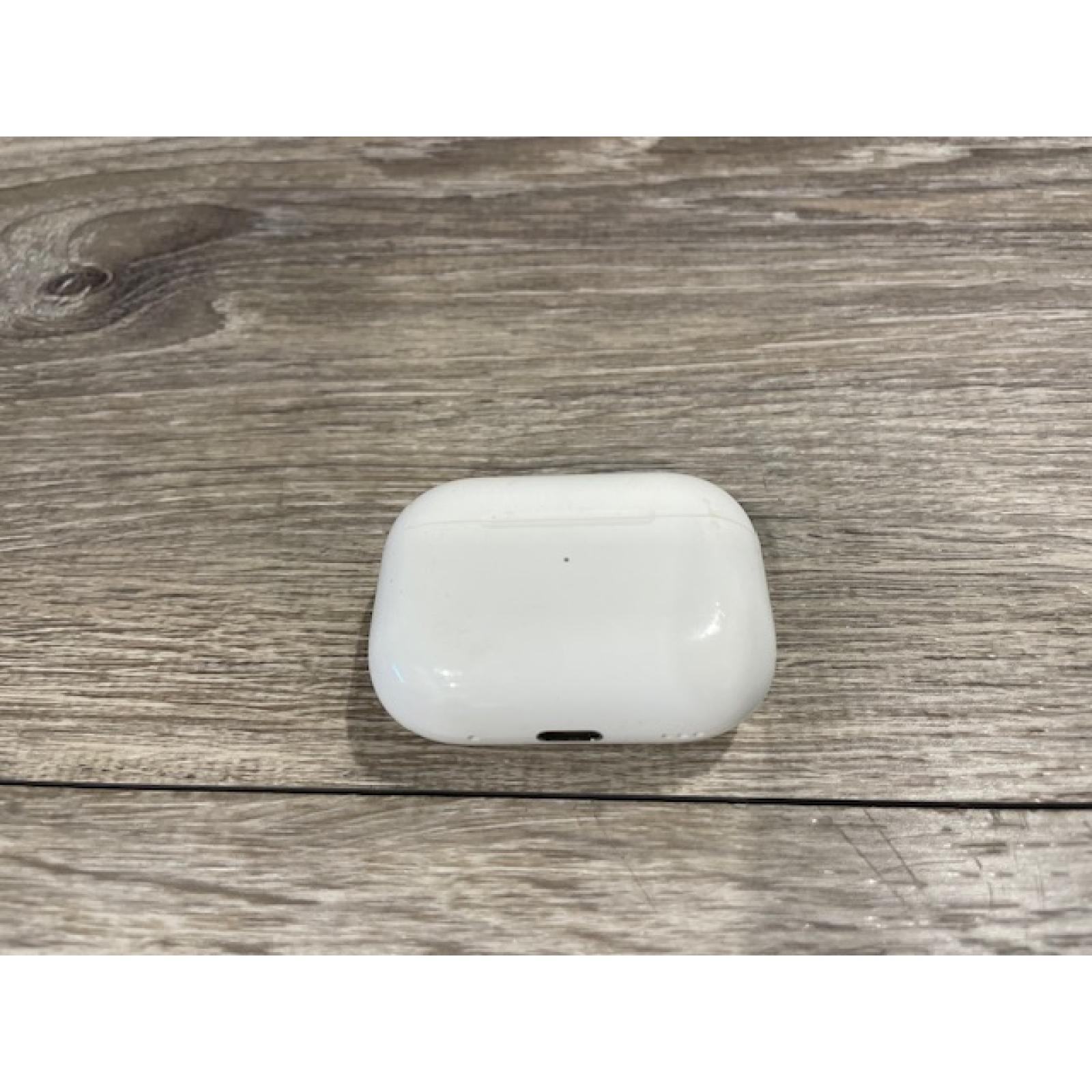 AS-IS Apple AirPods Pro 2 With MagSafe Charging Case (USB-C)