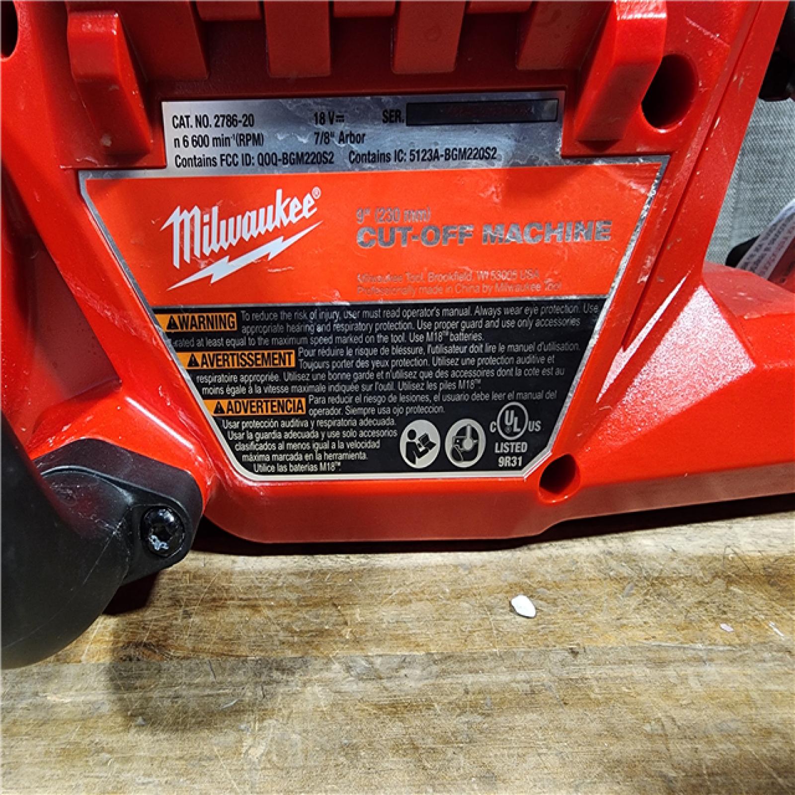 HOUSTON LOCATION - AS-IS Milwaukee M18 FUEL 9 Cut-Off Saw with ONE-KEY (TOOL ONLY)