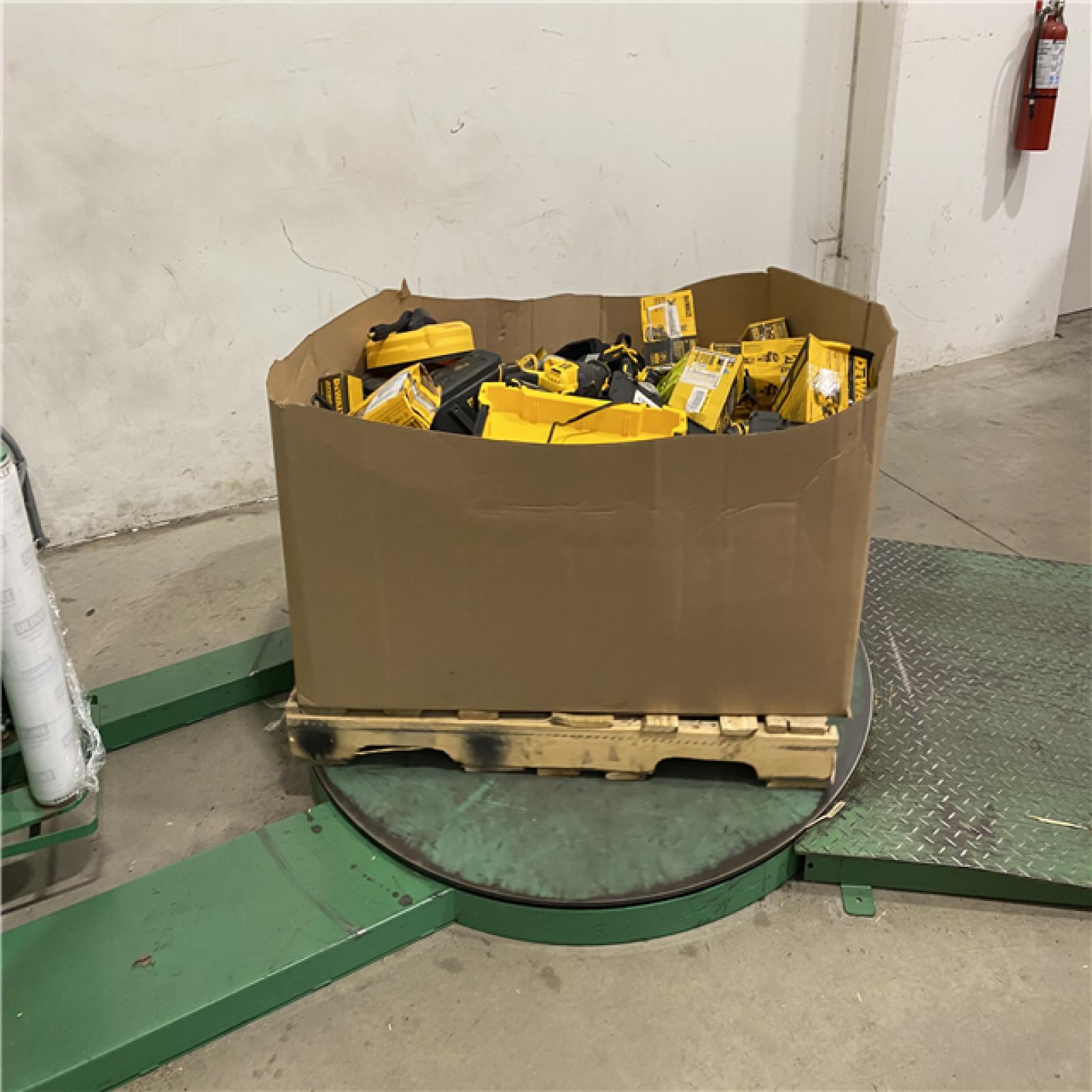 Dallas Location - As-Is DEWALT Tool Pallet