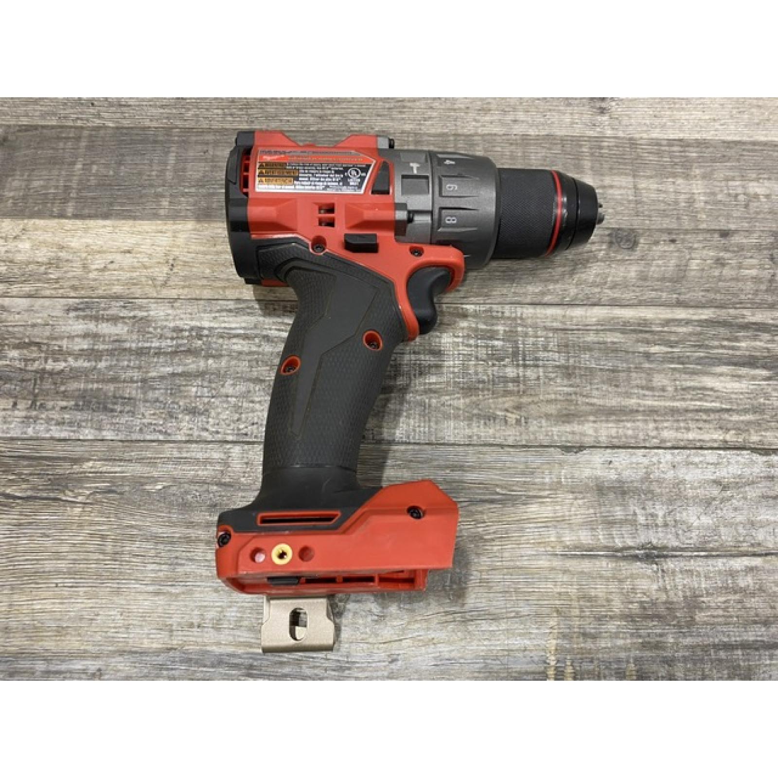 AS-IS Milwaukee FUEL 18V Lithium-Ion Brushless Cordless 1/2 in. Hammer Drill Driver Kit