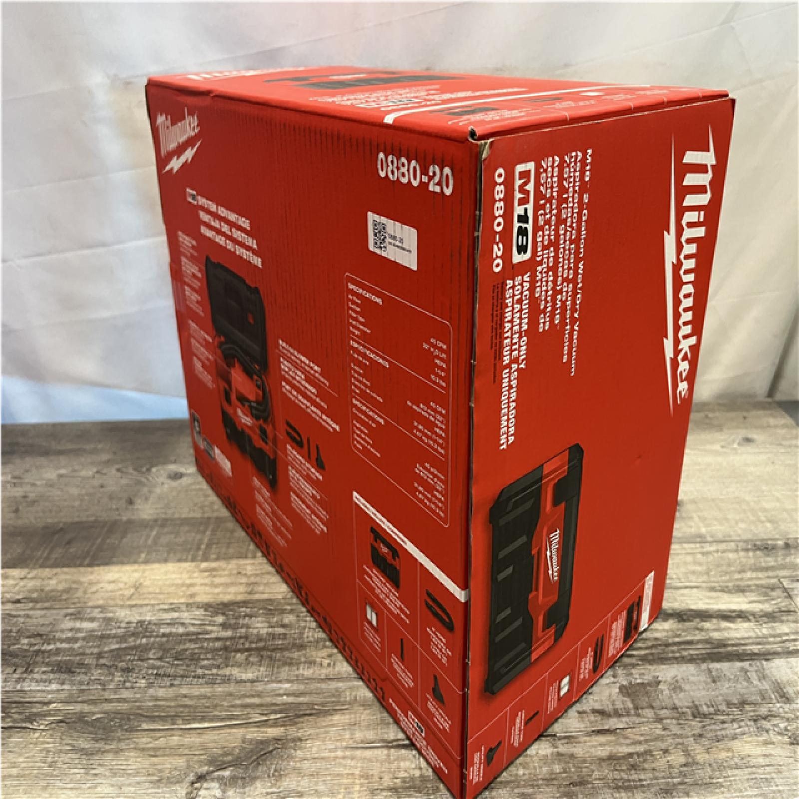 NEW - Milwaukee 18-Volt 2 Gal. Lithium-Ion Cordless Wet/Dry Vacuum (Vacuum-Only)