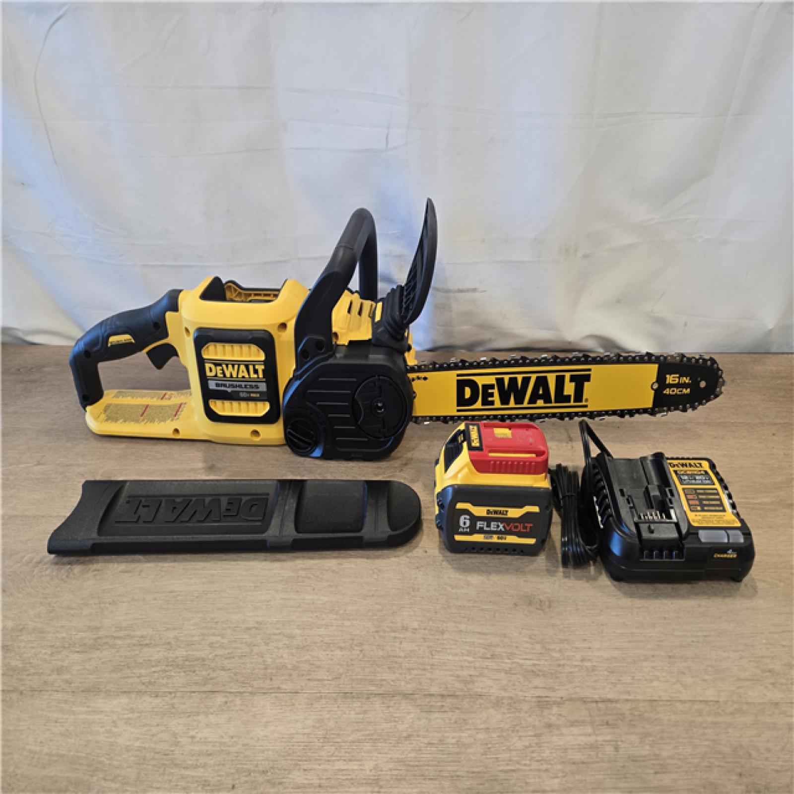 AS-IS DEWALT FLEXVOLT 60V MAX 16in. Cordless Chainsaw Kit