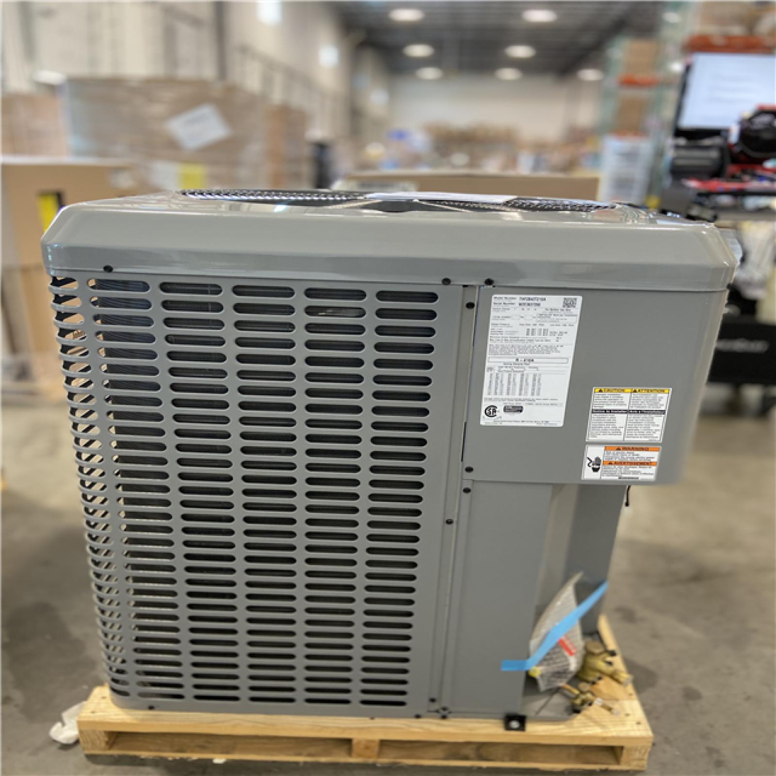 DALLAS LOCATION -  Johnson Controls 3.5 Ton 15.2seer/7.8 Hspf 2-Stage Heat Pump