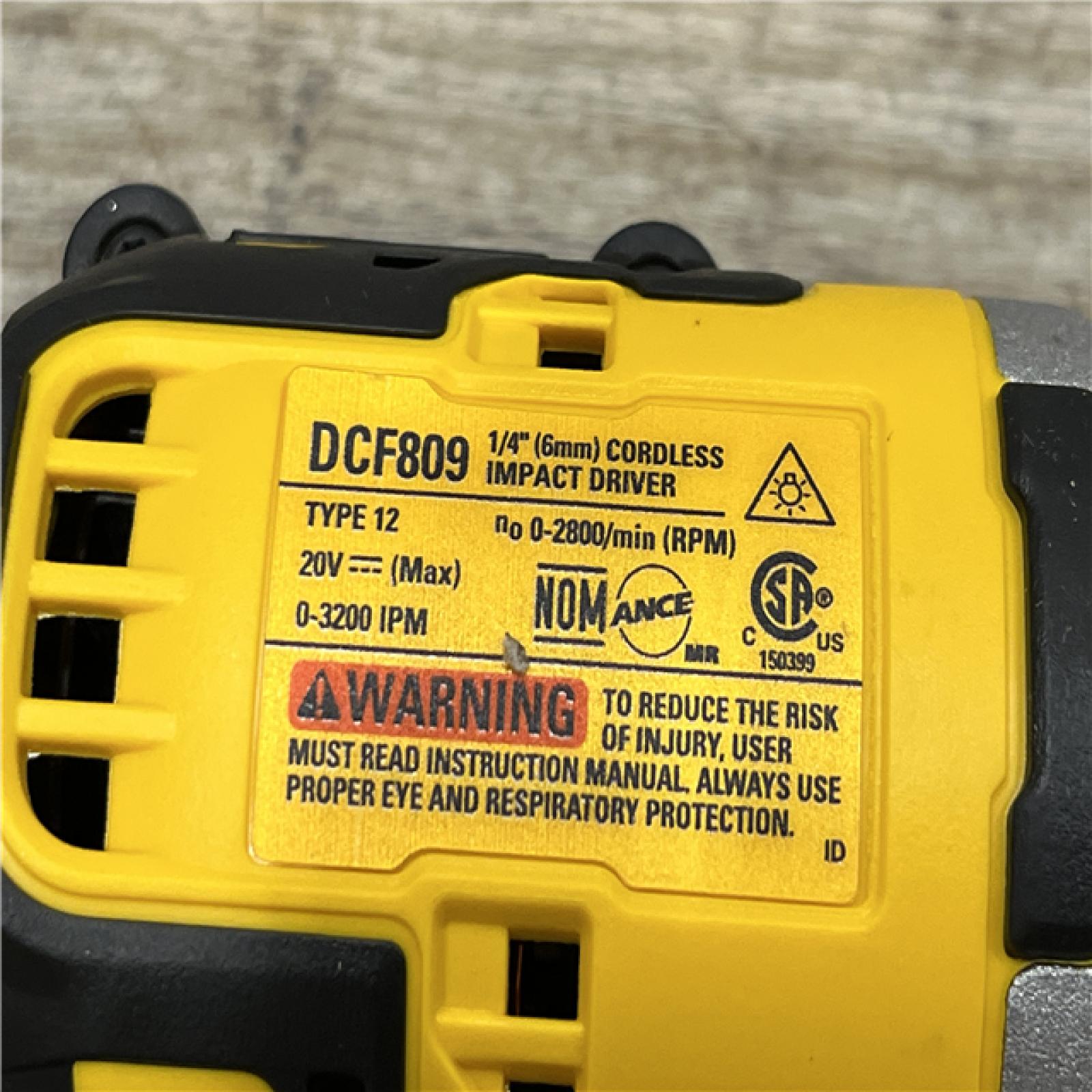 AS-IS DEWALT Atomic 20V Max Lithium-Ion Brushless Cordless Compact 1/4 in. Impact Driver Kit
