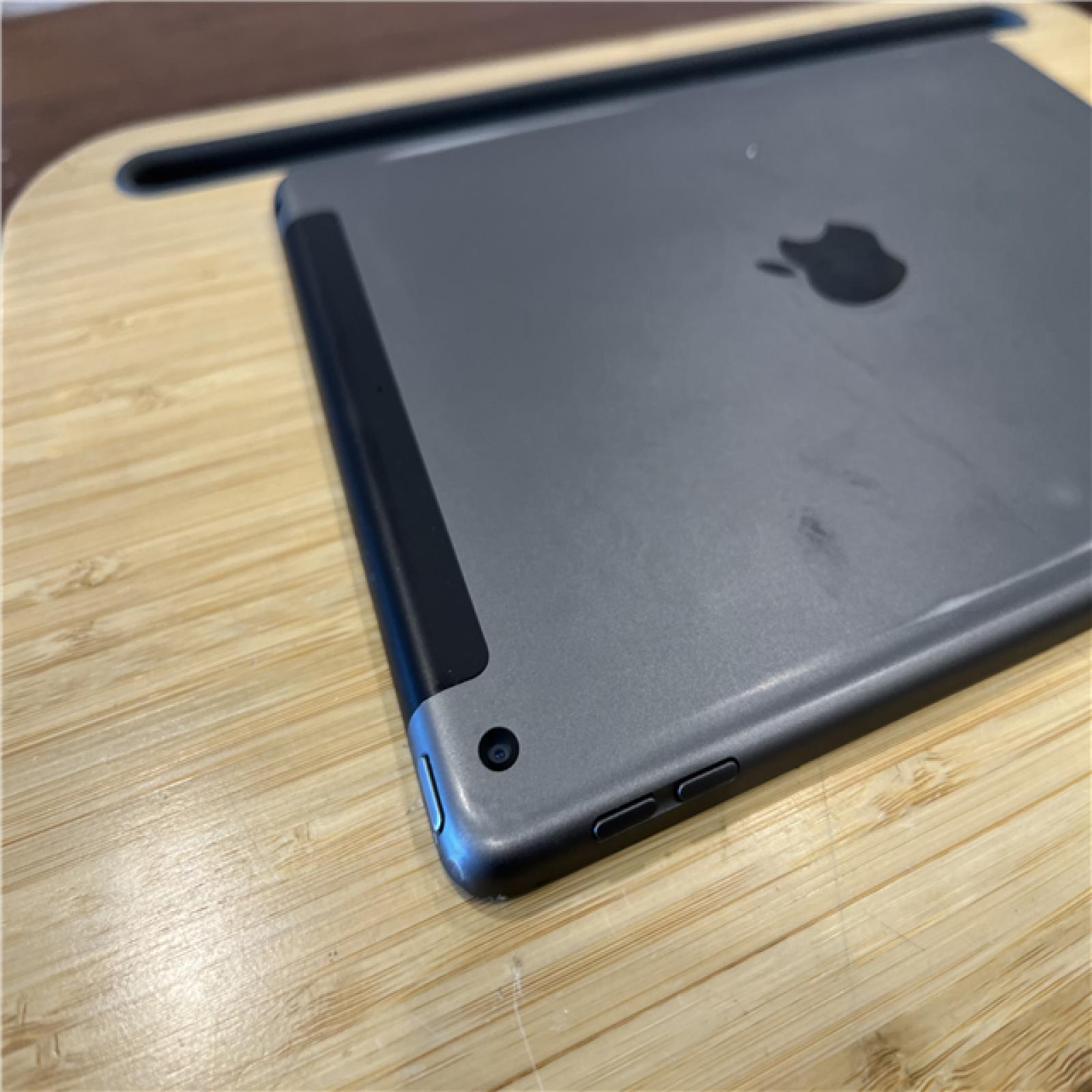 AS-IS Apple 10.2-inch iPad Wi-Fi + Cellular 64GB - Silver (9th Generation)