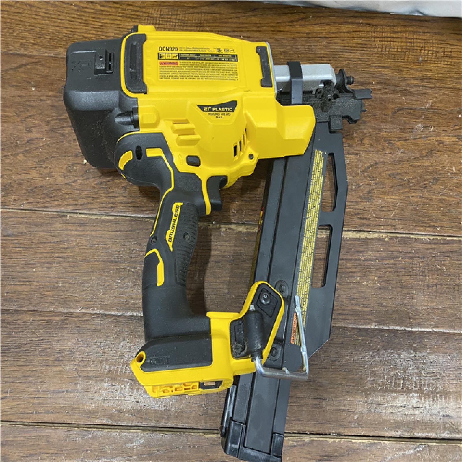 AS-IS DEWALT 20-Volt 21° Cordless Framing Nailer (Tool-Only)