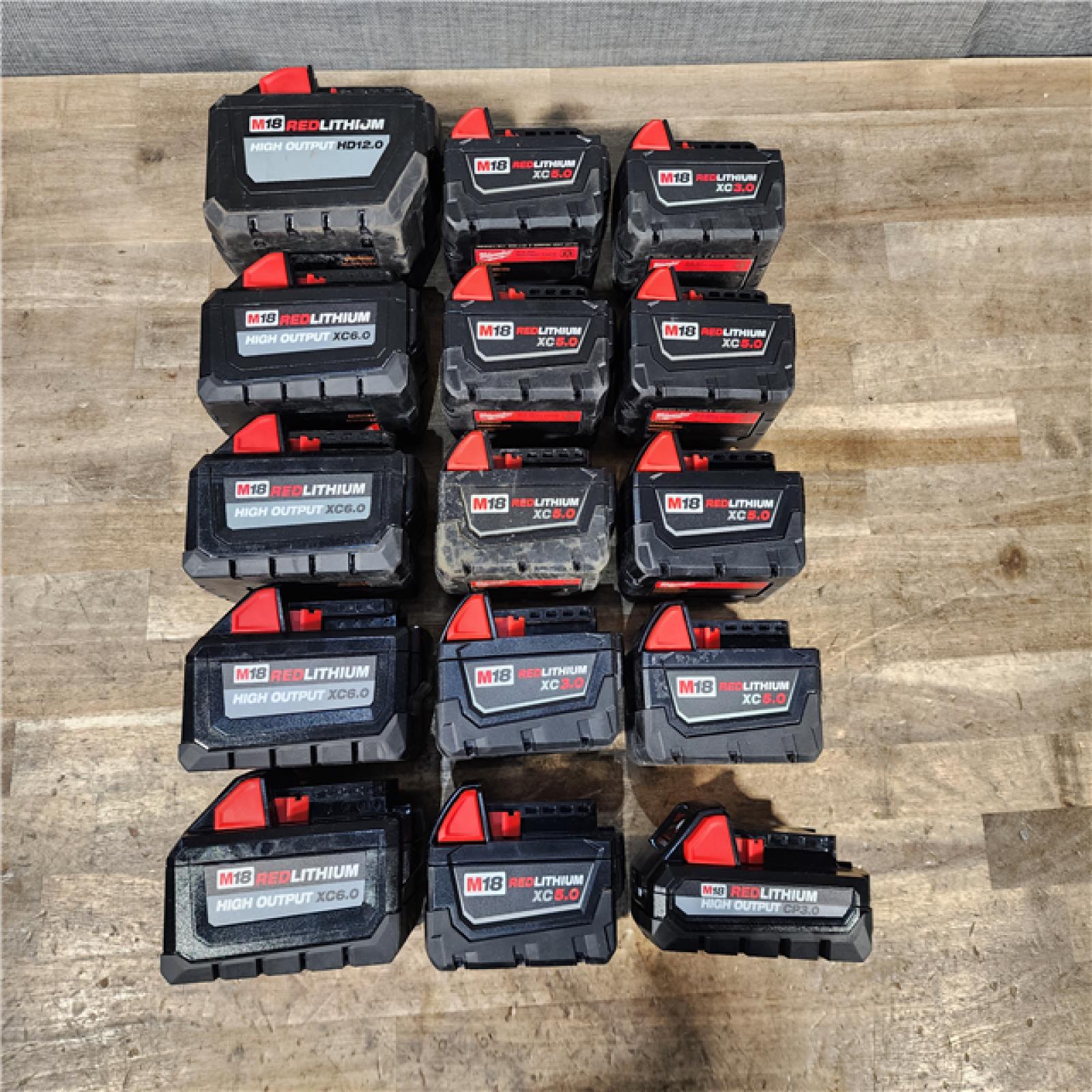 HOUSTON LOCATION - AS-IS MILWAUKEE BATTERY PACK QTY - 15