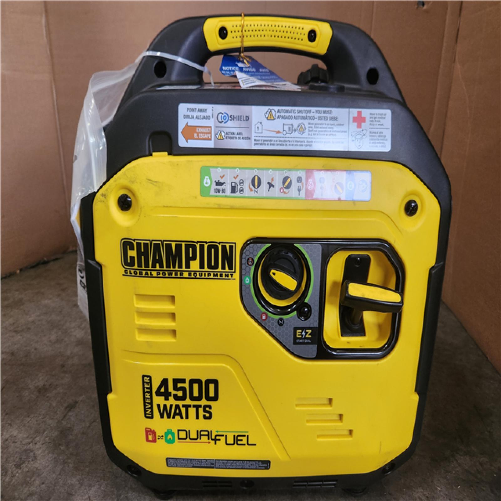 Phoenix Champion Power Equipment 4500/3250-Watt Recoil Start Gasoline/Propane Powered Dual Fuel Inverter Generator with Quiet Technology and CO Shield