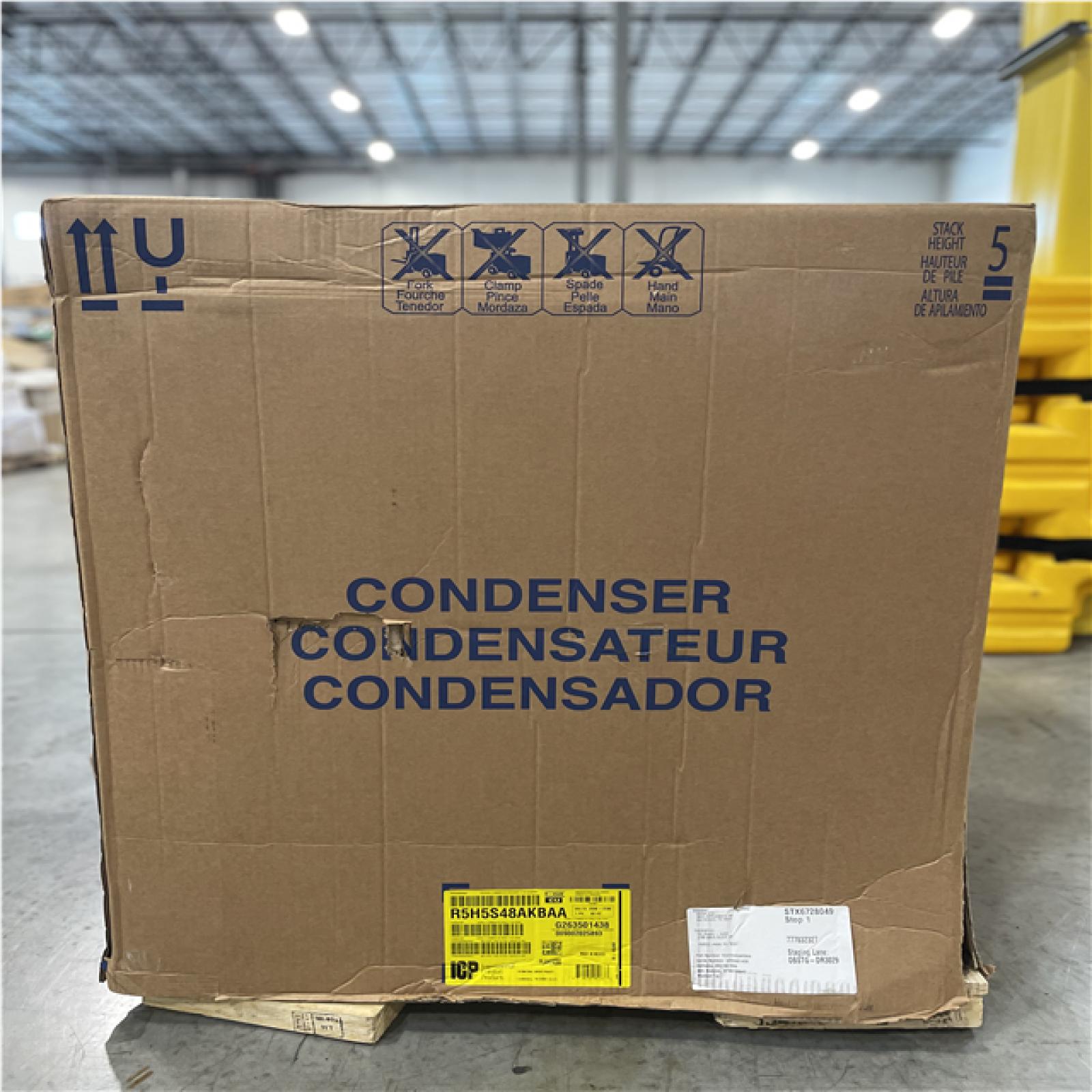 DALLAS LOCATION- AS-IS SMART COMFORT 4 TON 14.3 SEER2 HEAT PUMP CONDENSER