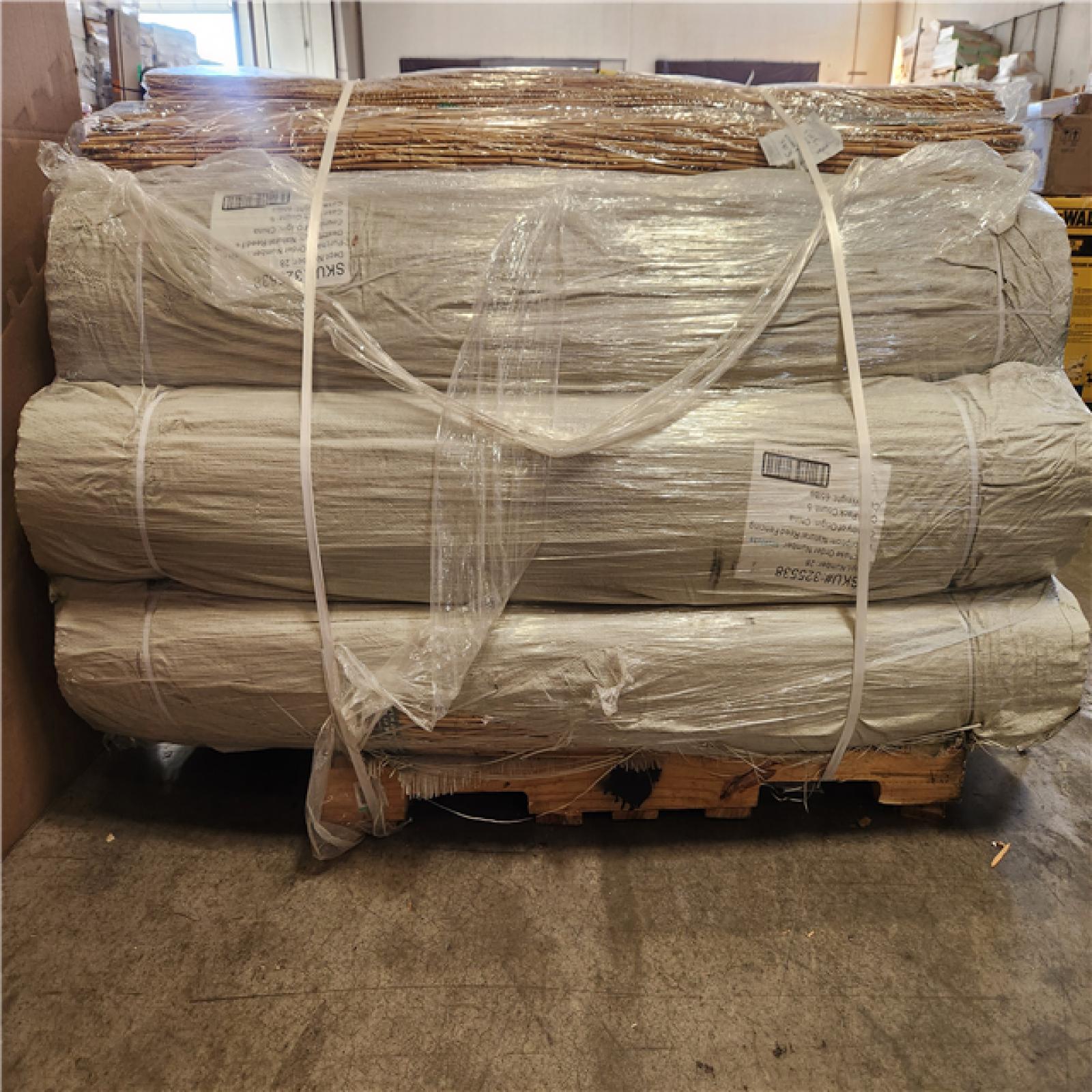 Phoenix NEW Backyard X-Scapes 6 ft. H x 16 ft. L Natural Jumbo Reed Bamboo Fencing Pallet (32-Pieces))