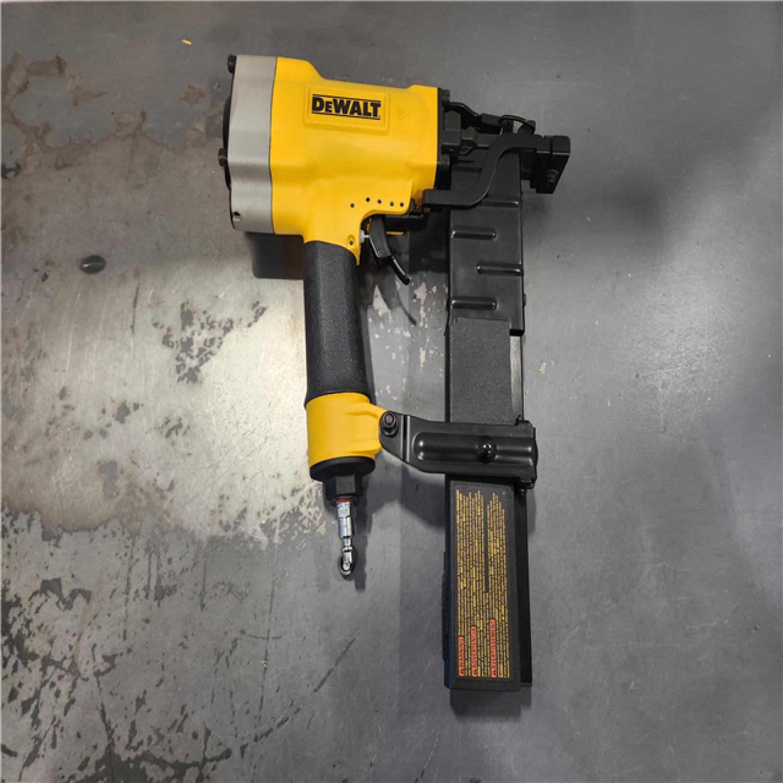 AS-IS- DeWalt 16 Gauge 1 Crown 2 Lathing Stapler