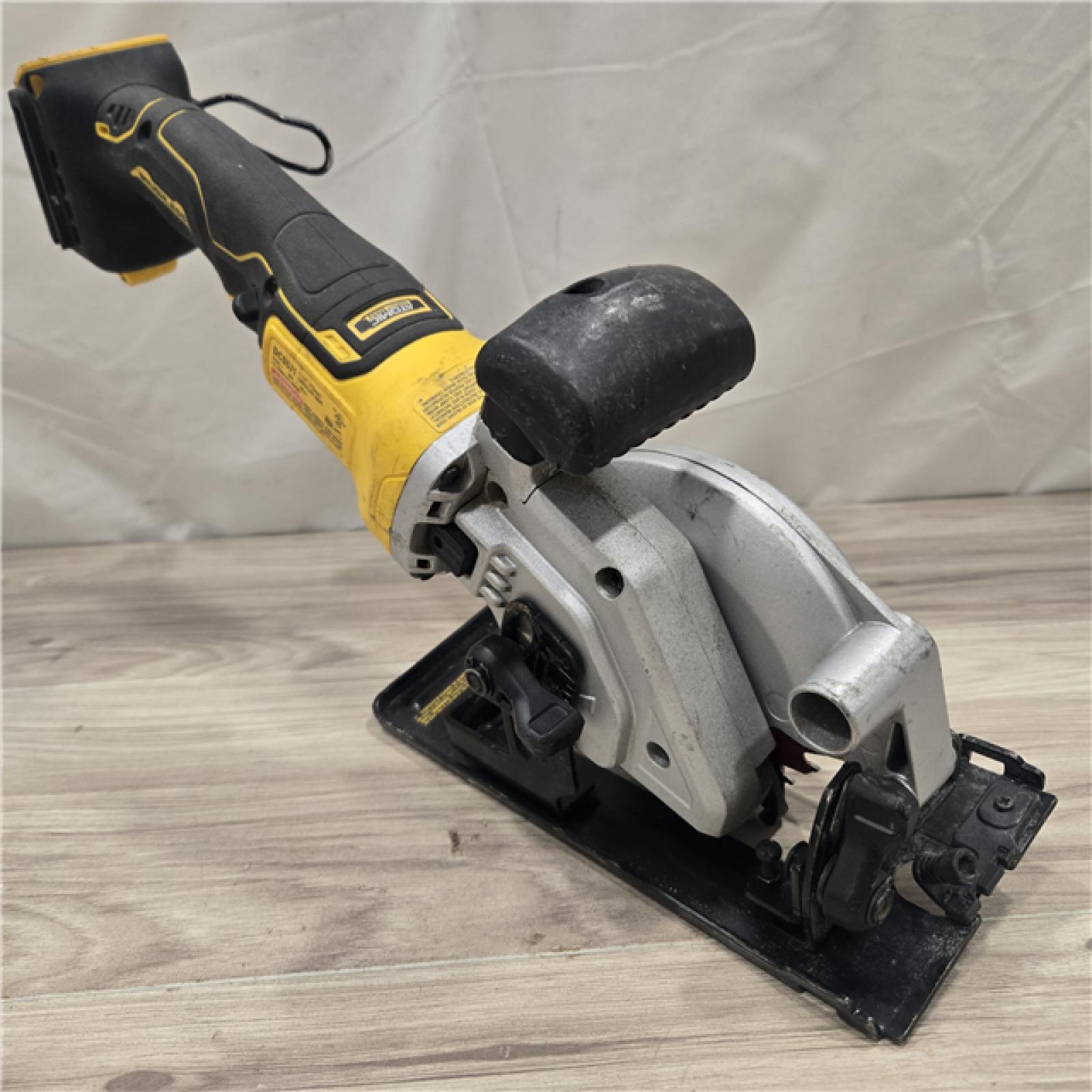 AS-IS DEWALT ATOMIC 20V MAX Cordless 4-1/2 in. Circular Saw (Tool Only)