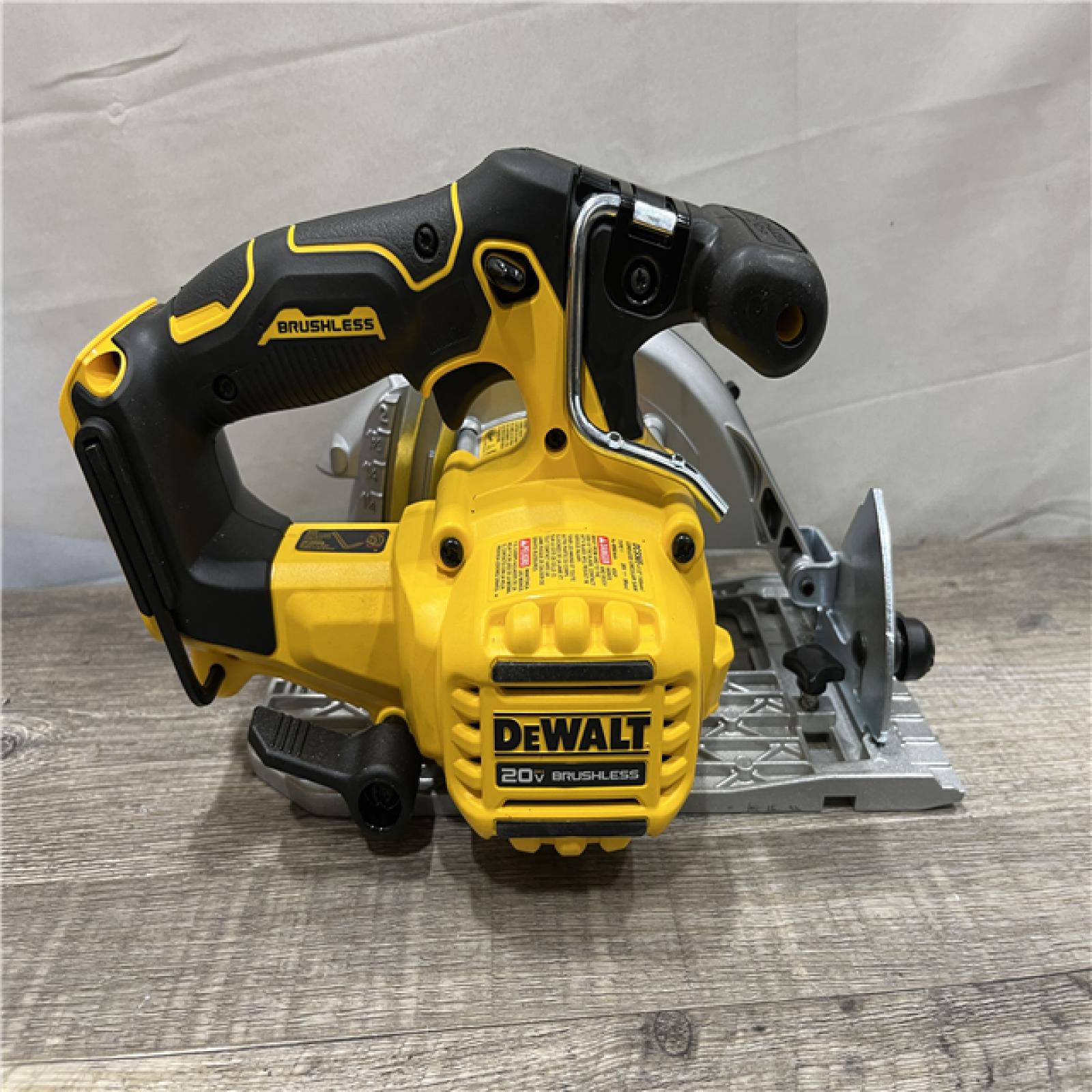 AS-IS DEWALT 20V MAX Cordless Brushless 6-1/2 in. Sidewinder Style Circular Saw (Tool Only)