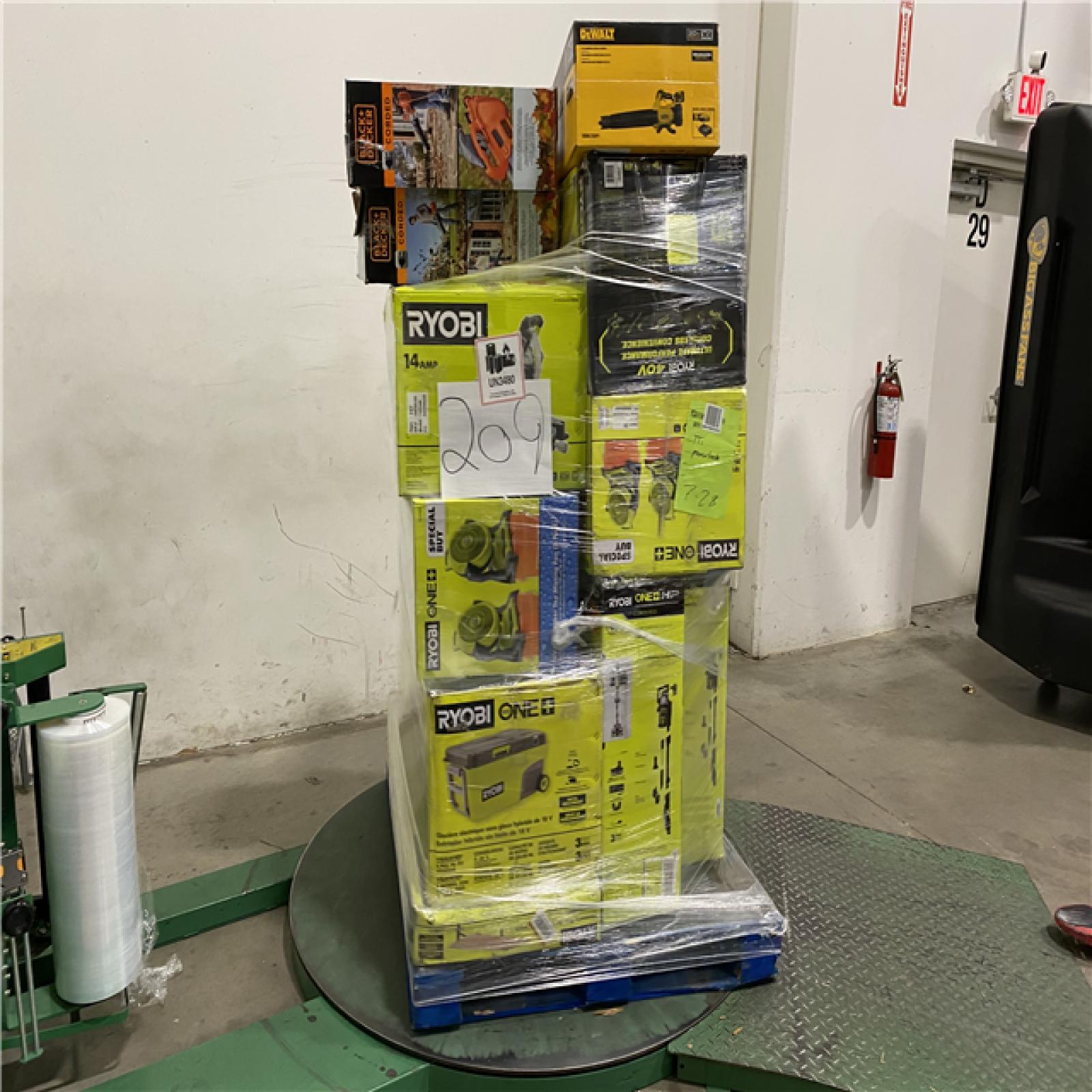 Dallas Location - As-Is Tool Pallet