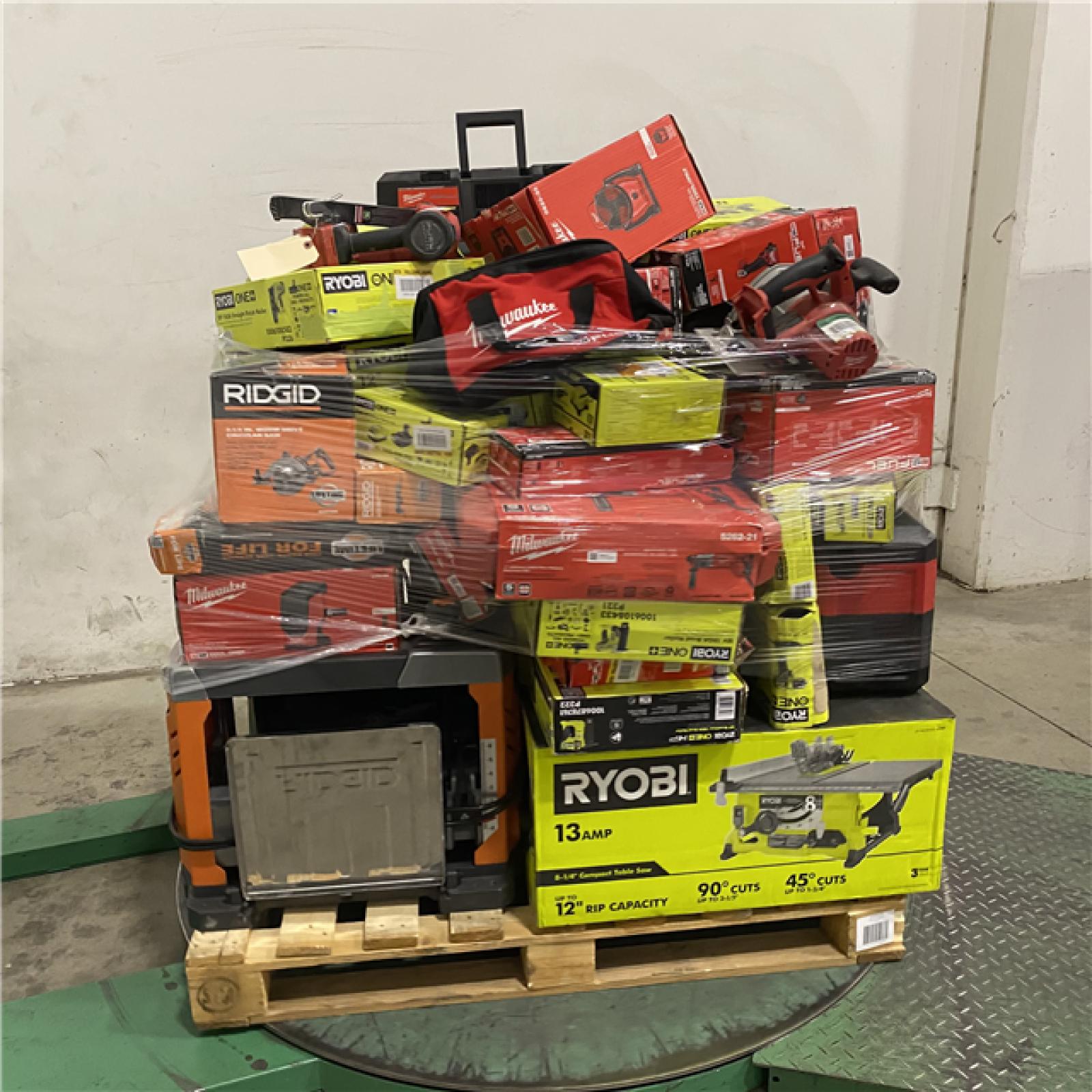 Dallas Location - As-Is Tool Pallet