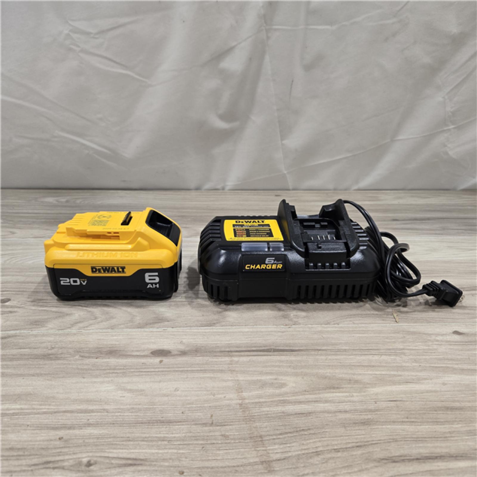 AS-IS Dewalt 20V Lithium-Ion 6.0Ah Battery Pack & Charger Kit