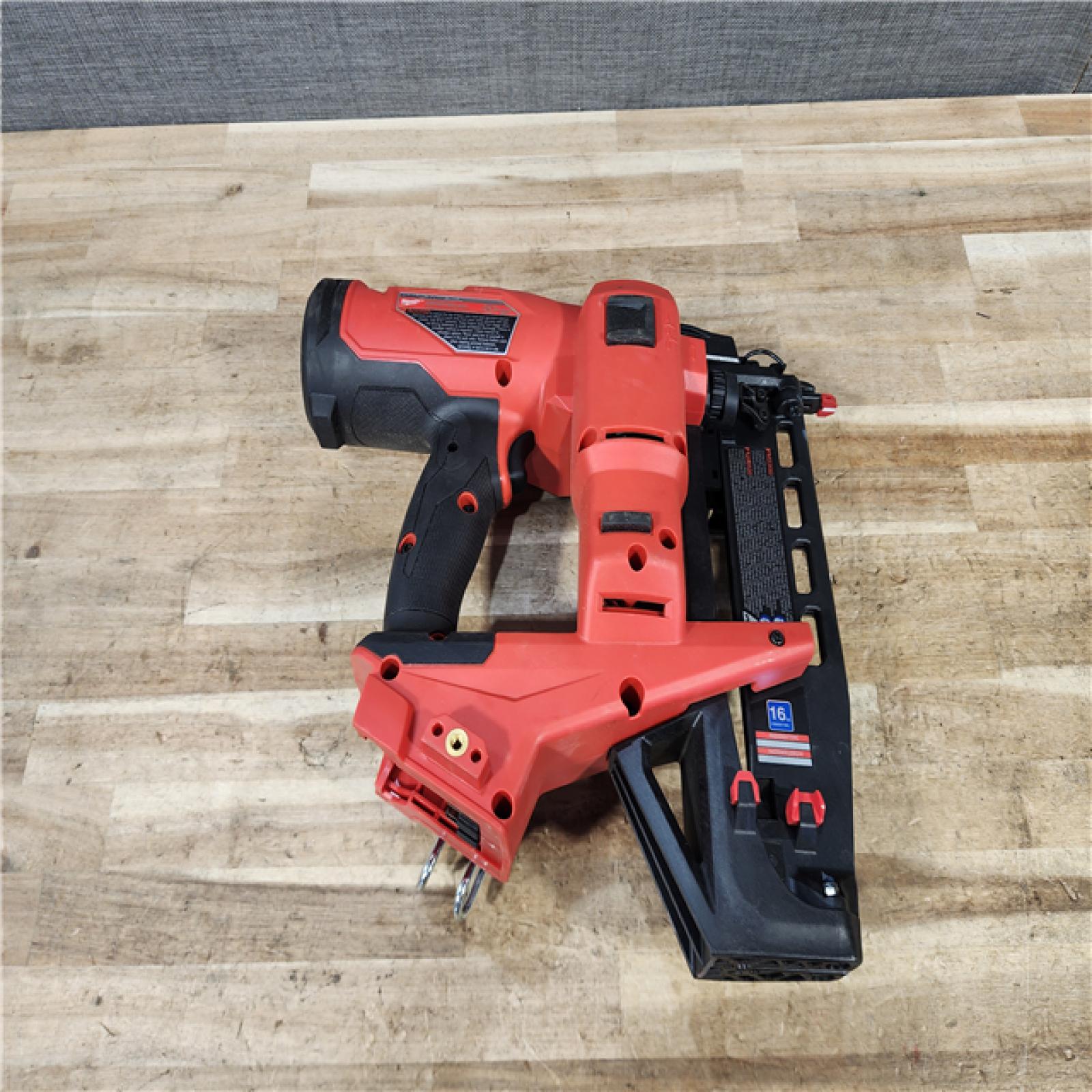 HOUSTON LOCATION - AS - IS Milwaukee FUEL 18-Volt Lithium-Ion Brushless Cordless Gen ll 16-Gauge Straight Finish Nailer (Tool Only)