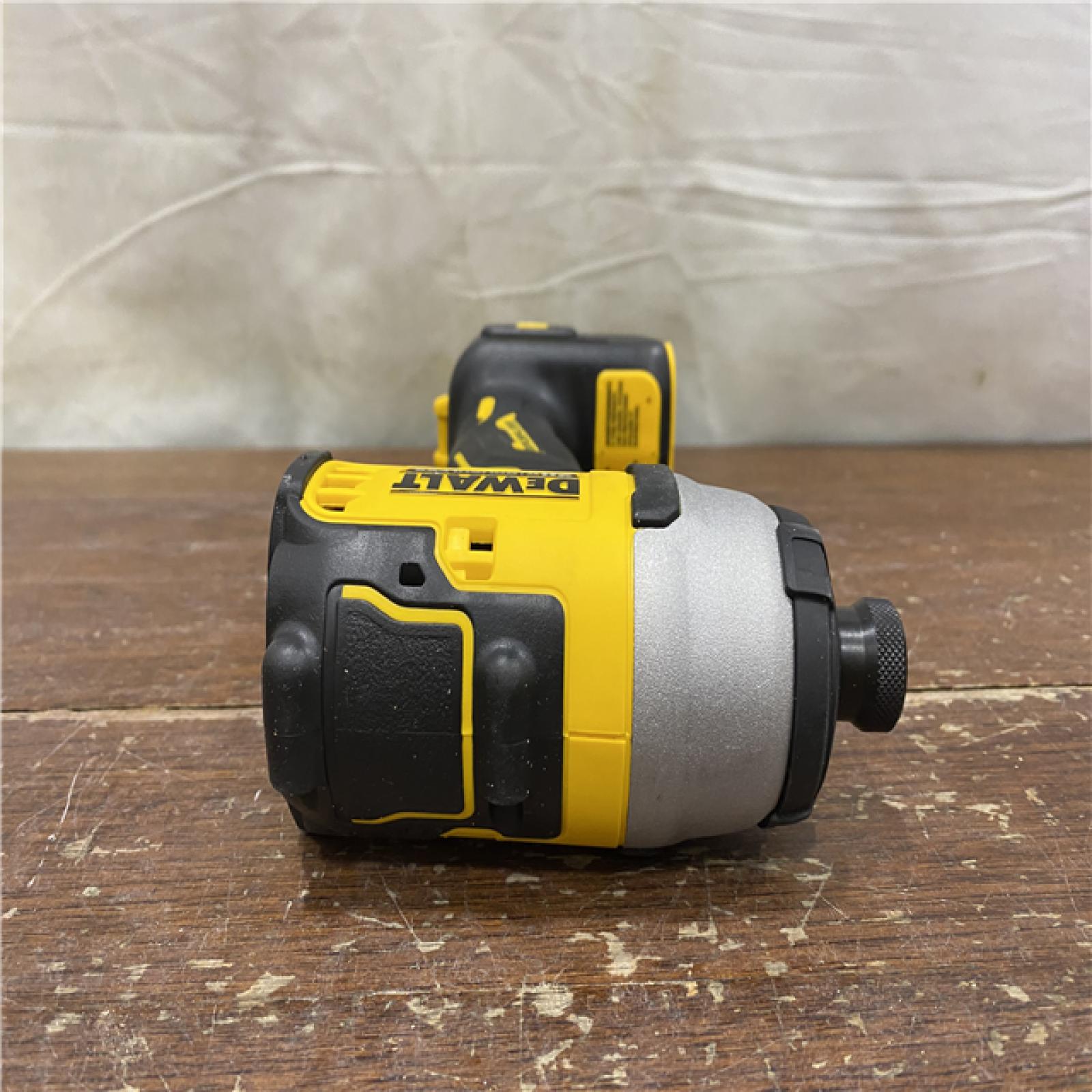 AS-IS DeWALT ATOMIC 20V MAX Cordless Compact Impact Driver Kit W/ Li-Ion Battery, 1/4, Brushless
