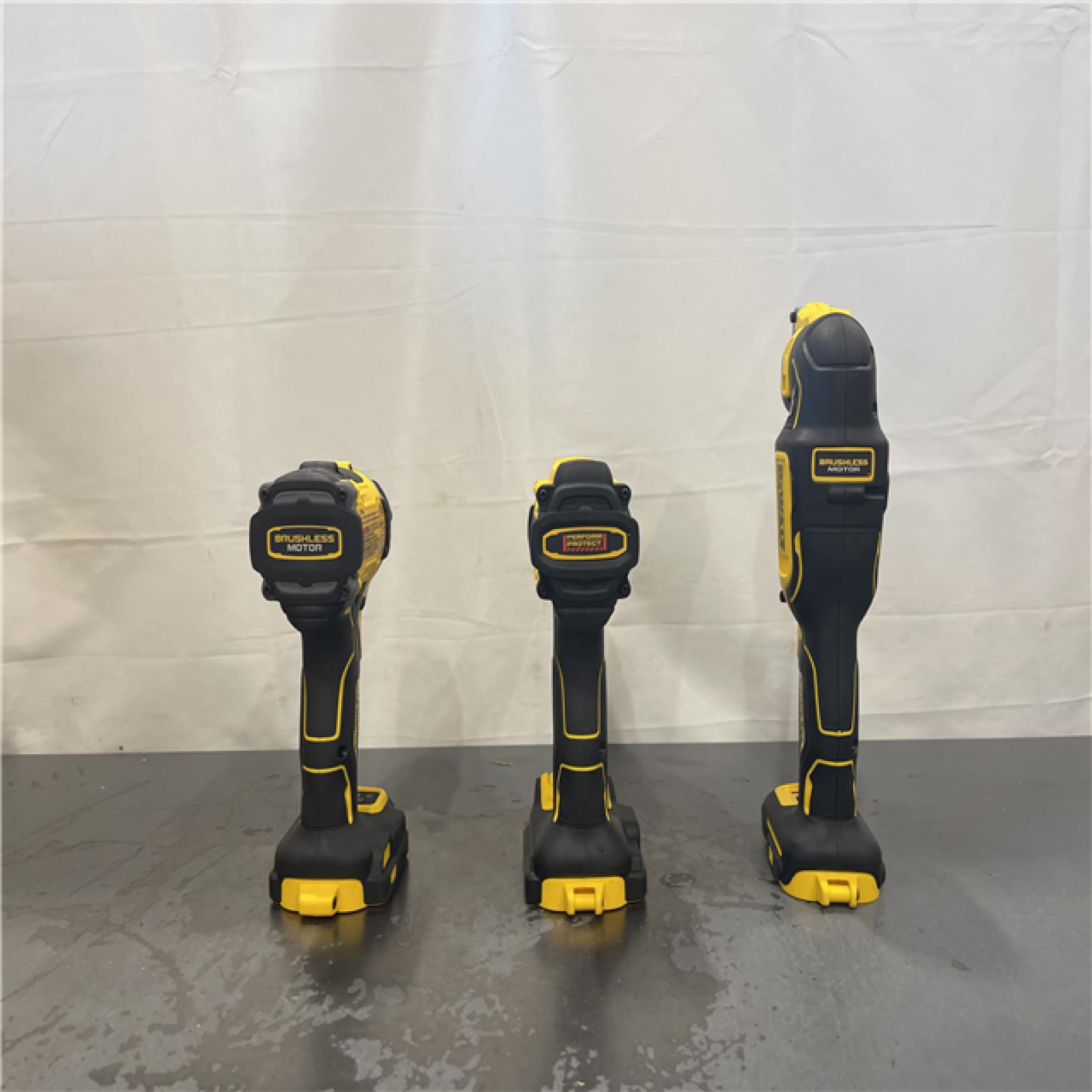 AS-IS- DeWalt 20V MAX Lithium-Ion Cordless 3-Tool Combo Kit with (2) FLEXVOLT 6.0 Ah Batteries and Charger