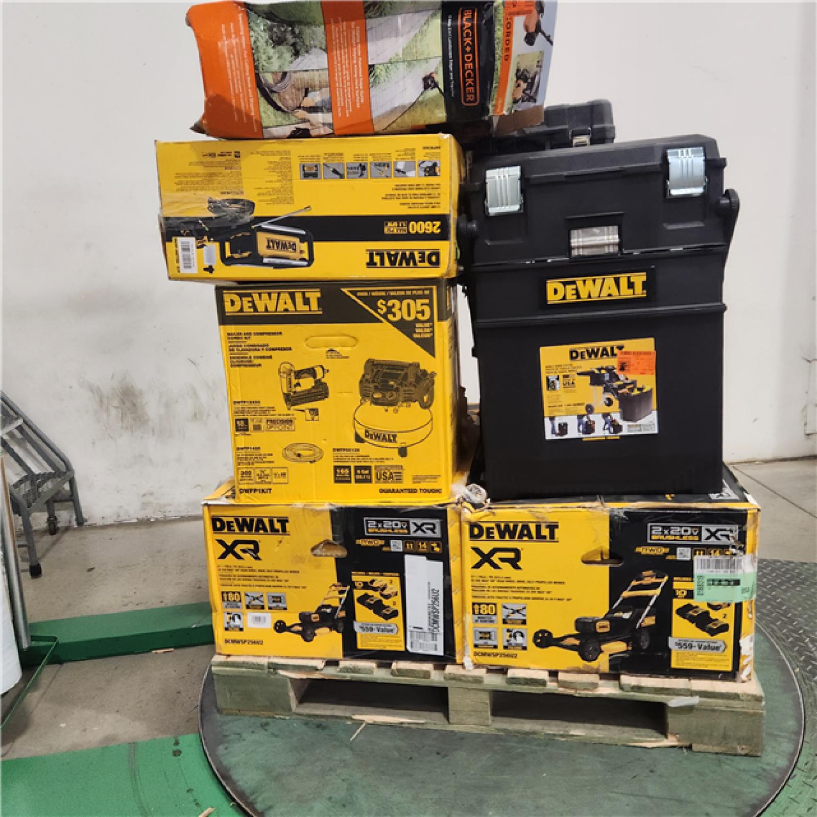 Dallas Location - As-Is DEWALT Tool Pallet