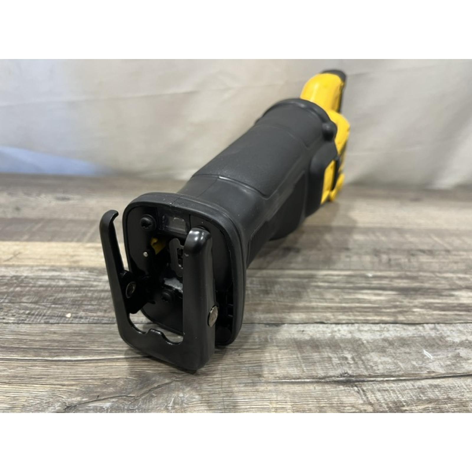 NEW - DEWALT FLEXVOLT 60V MAX Cordless Brushless Reciprocating Saw (Tool Only)