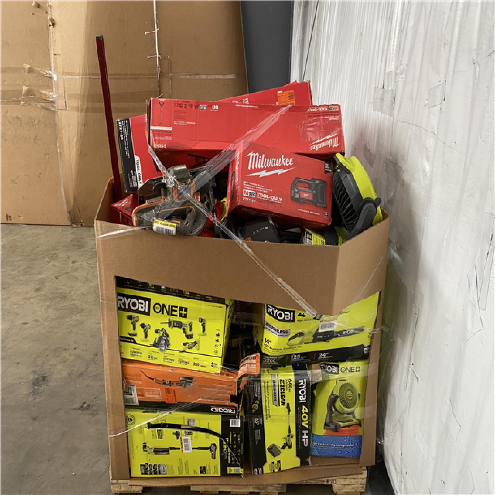 Houston Location AS IS - Tool Pallet