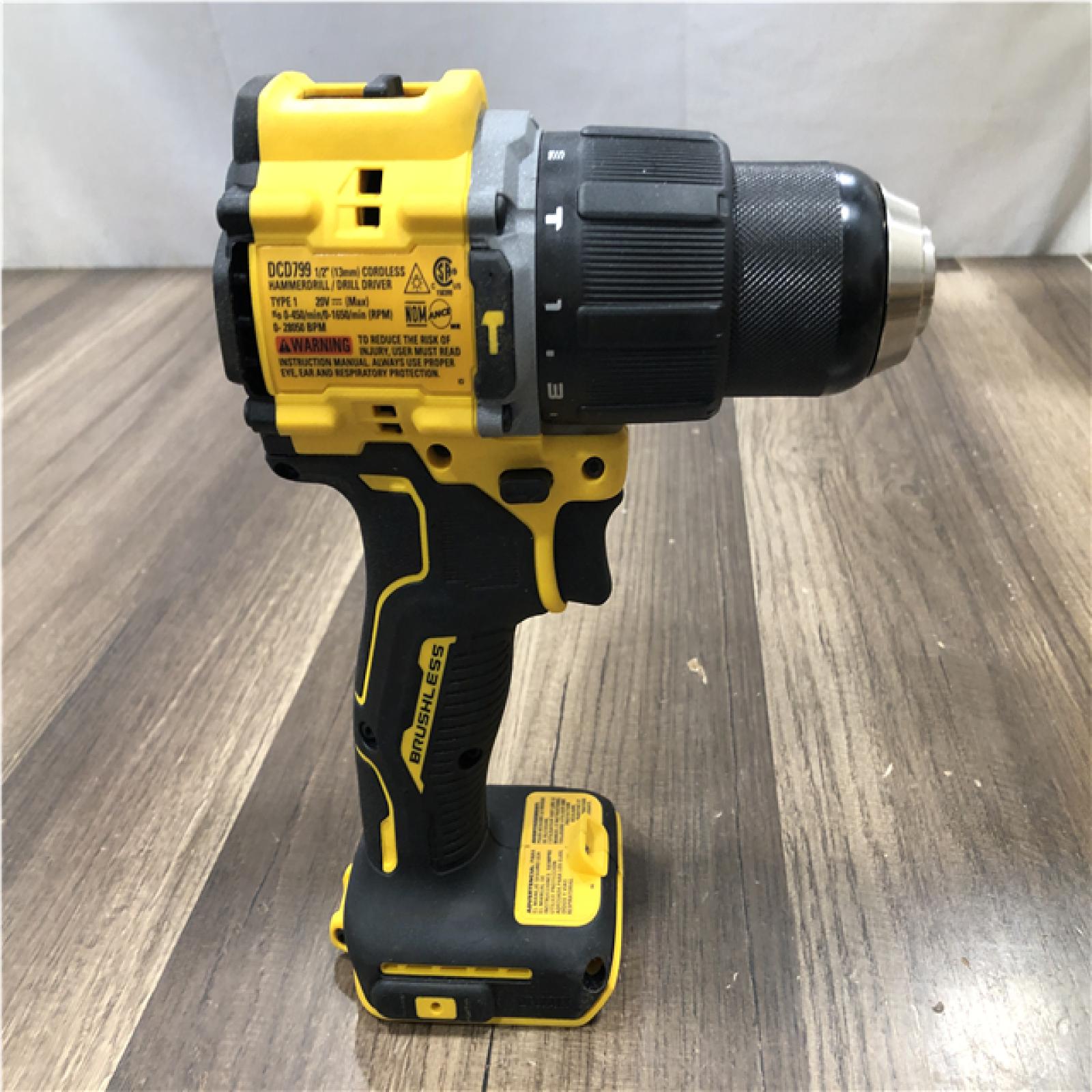 AS-IS DEWALT ATOMIC 20V Lithium-Ion Cordless 1/2 in. Hammer Drill Kit