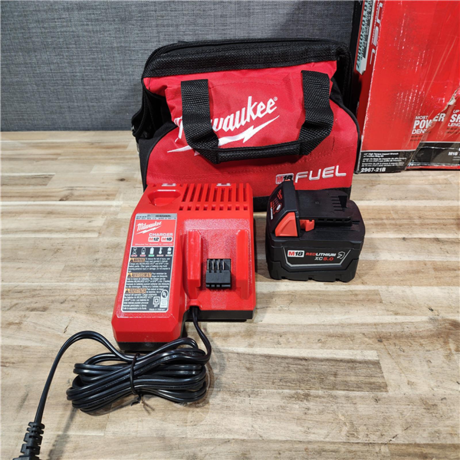 HOUSTON LOCATION - AS-IS (APPEARS LIKE NEW) Milwaukee FUEL 18V Lithium-Ion Brushless Cordless 1/2 in. Impact Wrench w/Friction Ring Kit