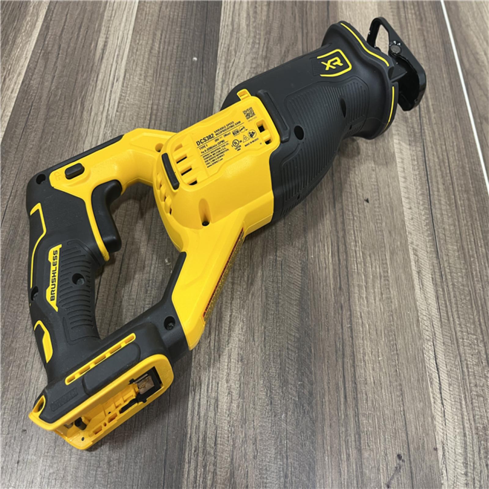 GOOD DEWALT 20V MAX XR Cordless Brushless Reciprocating Saw (Tool Only)