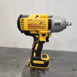 AS-IS- Dewalt 20V MAX Lithium-Ion Cordless 1/2 in. Impact Wrench Kit W/ BATTERY & CHARGER