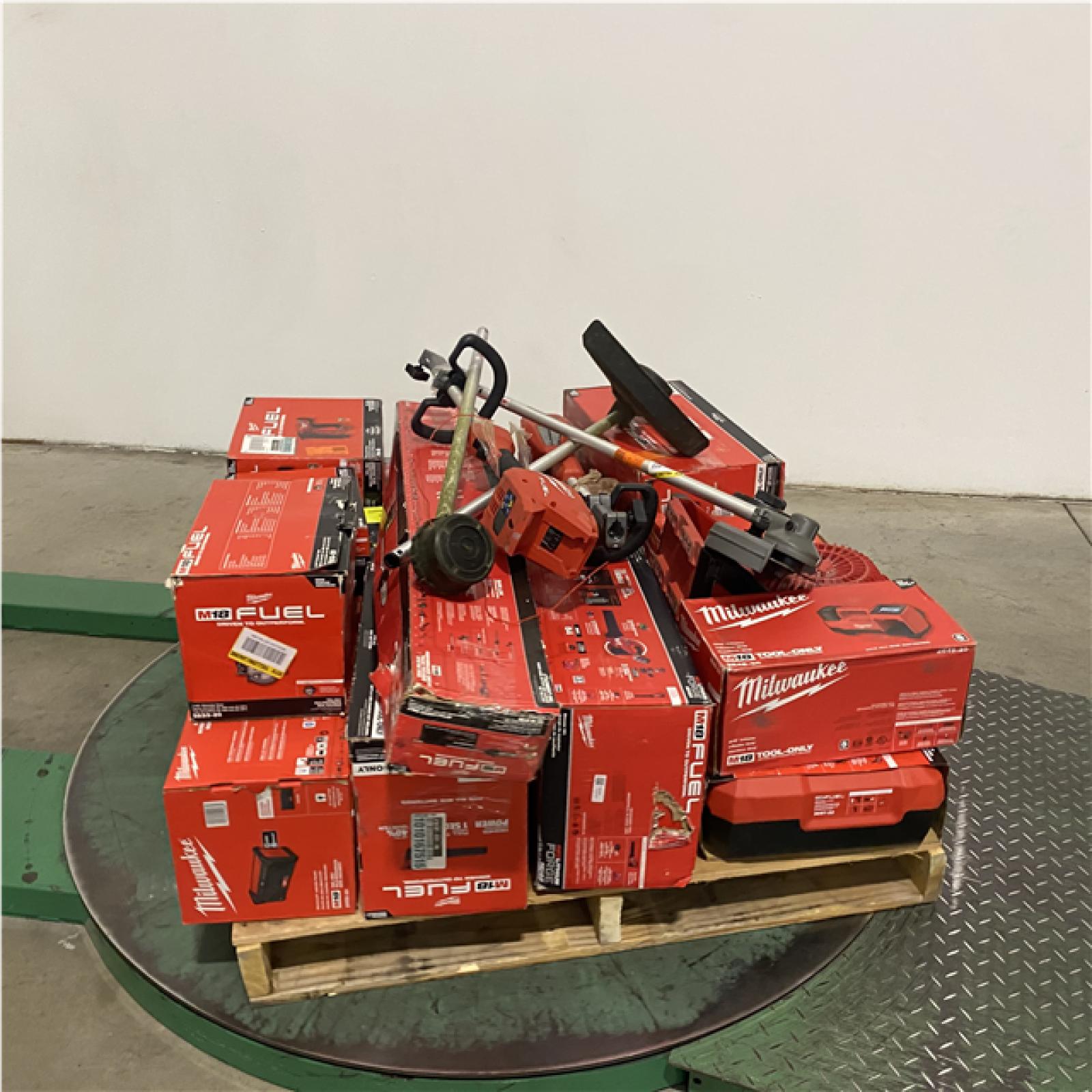 Dallas Location - As-Is Tool Pallet