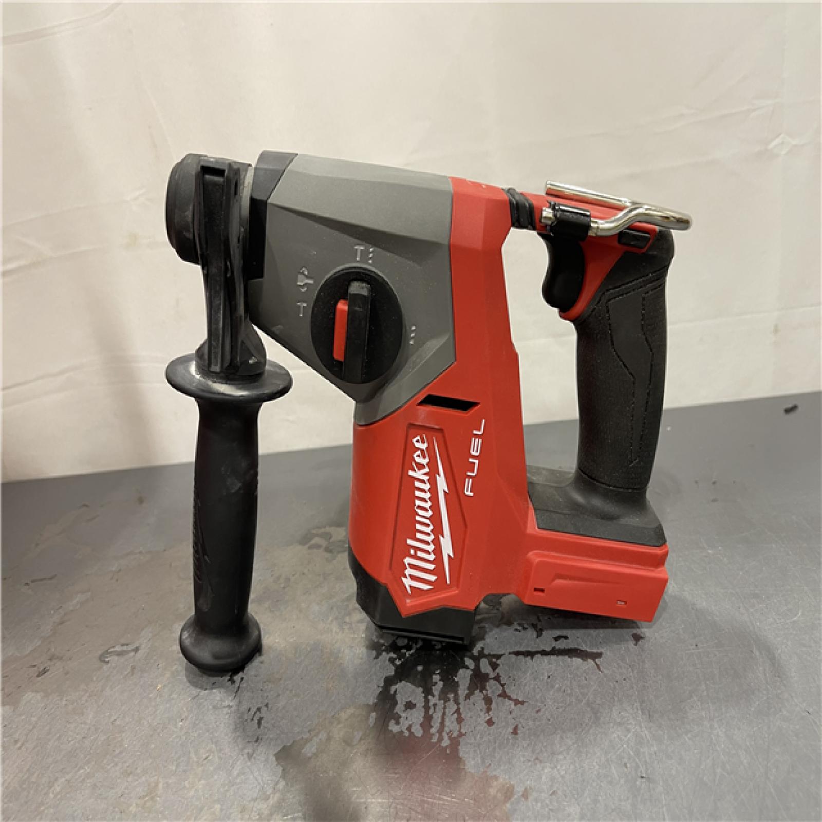 AS-IS - Milwaukee M18 FUEL 18V Lithium-Ion Brushless Cordless 5/8 in. SDS-Plus Rotary Hammer