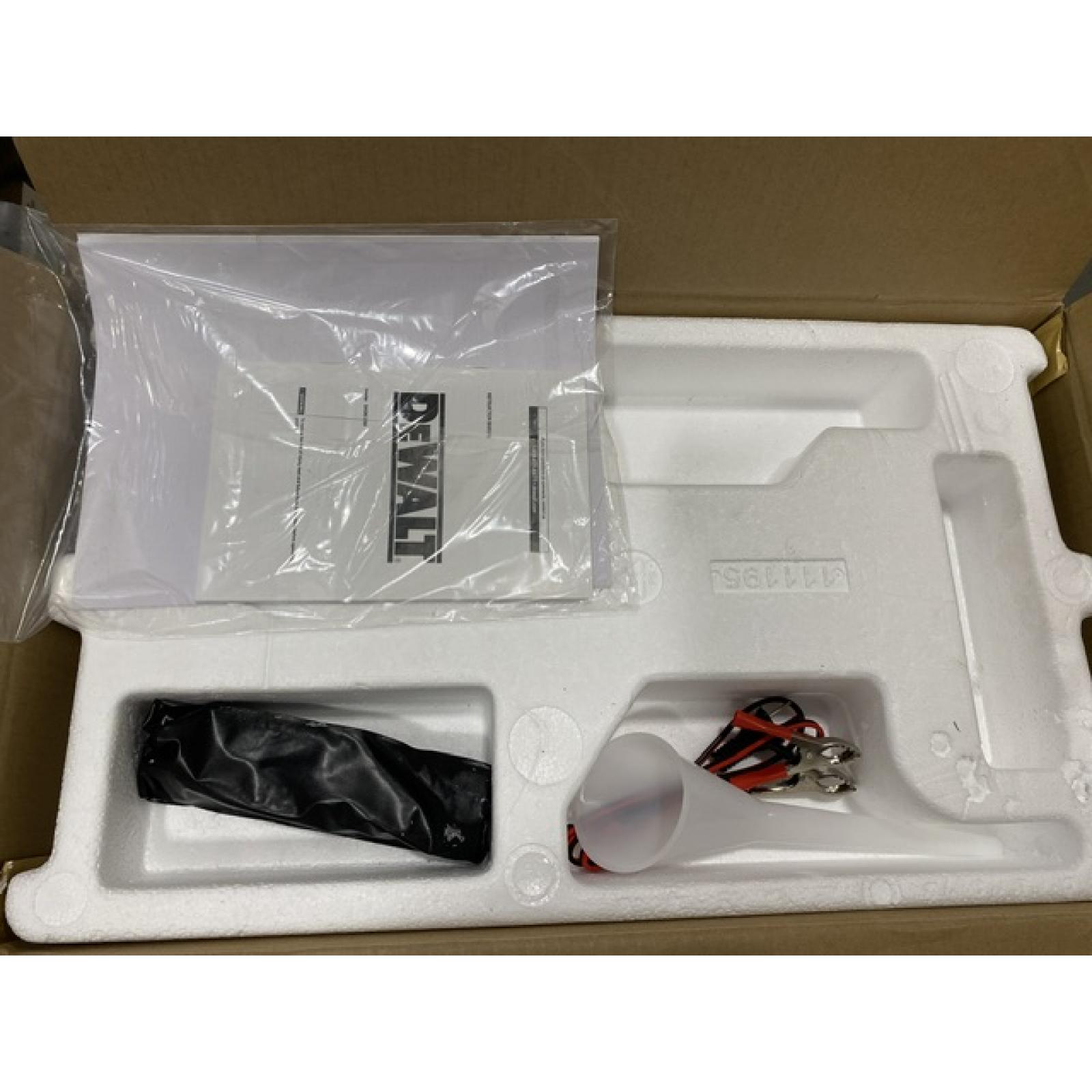 Dallas Location - As-Is DEWALT 2500 / 2200-Watt Gas Powered Inverter Generator