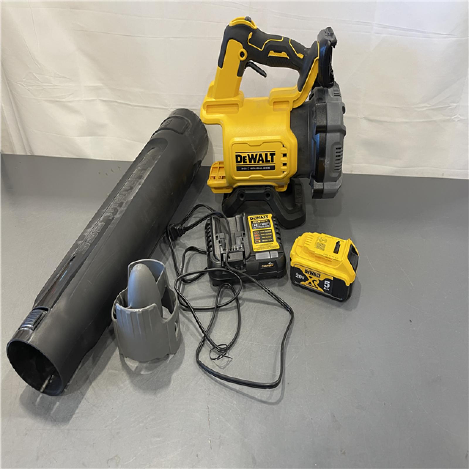 AS-IS - DeWalt Brushless Cordless Battery Powered Handheld Leaf Blower KIT