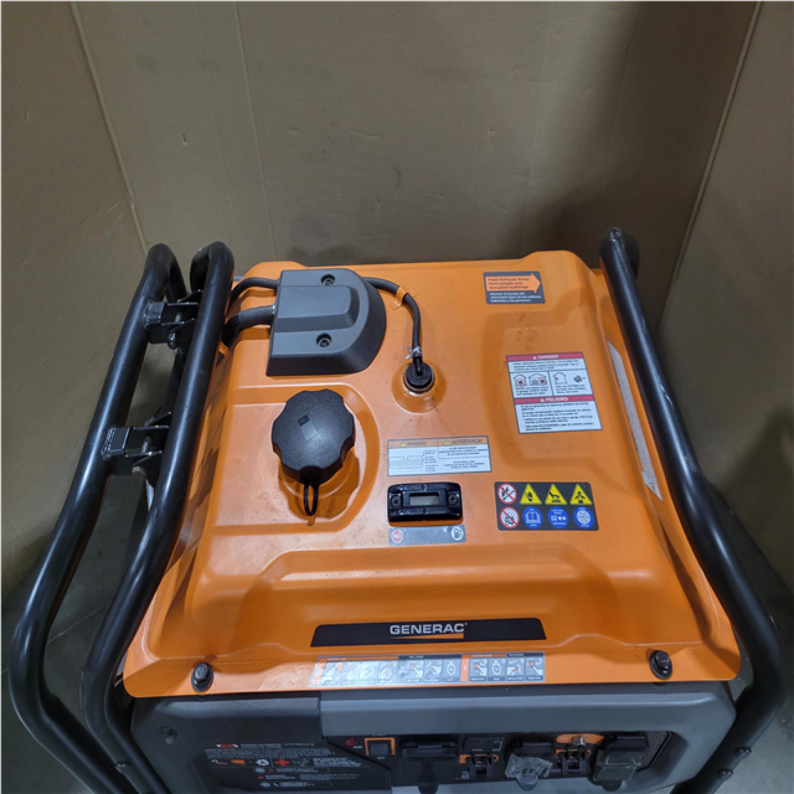 CALIFORNIA AS-IS GENERAC 12 500/9 500-WATT ELECTRIC START TRI-FUEL PORTABLE GENERATOR