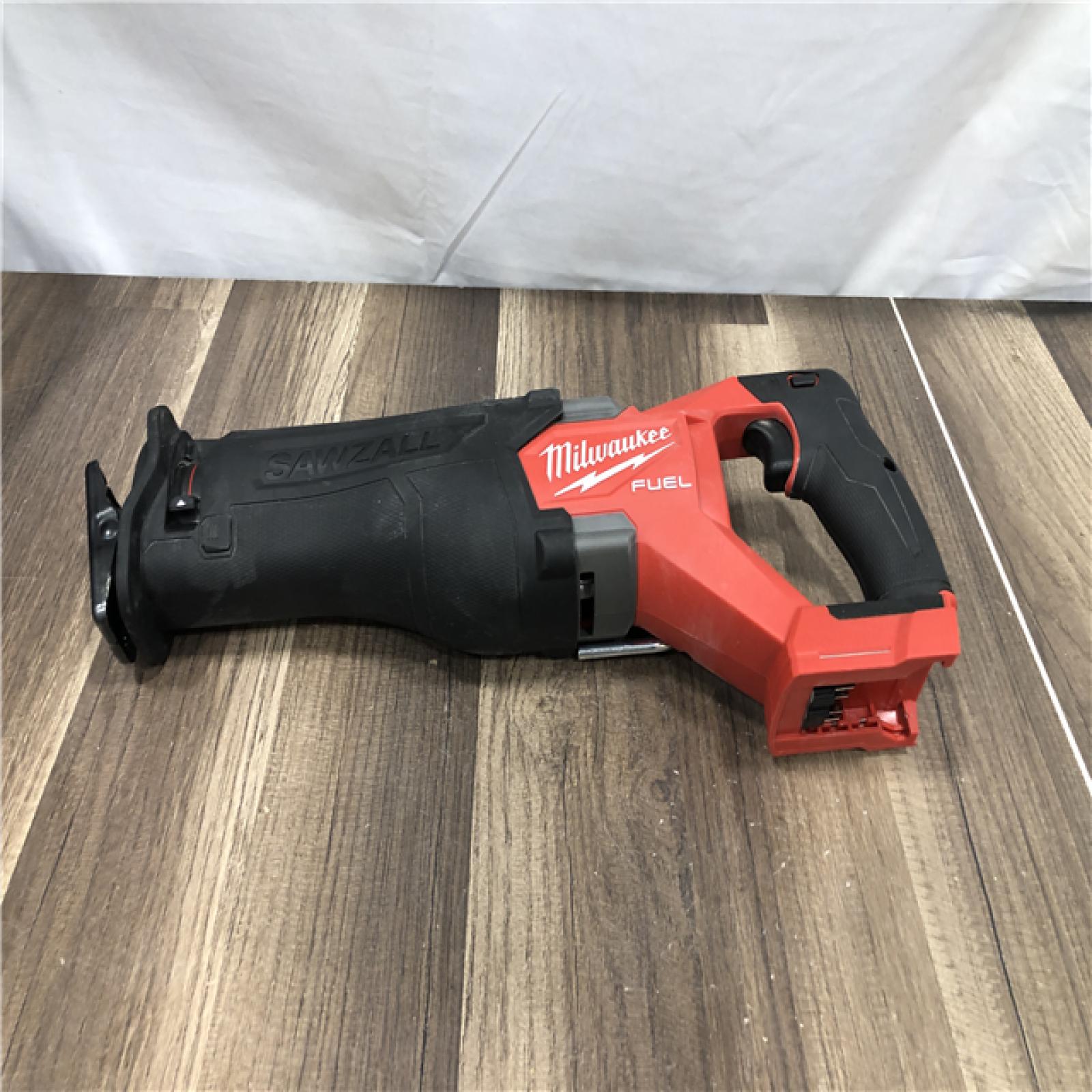 AS-IS Milwaukee M18 FUEL18V Lithium-Ion Brushless Cordless SAWZALL Reciprocating Saw with