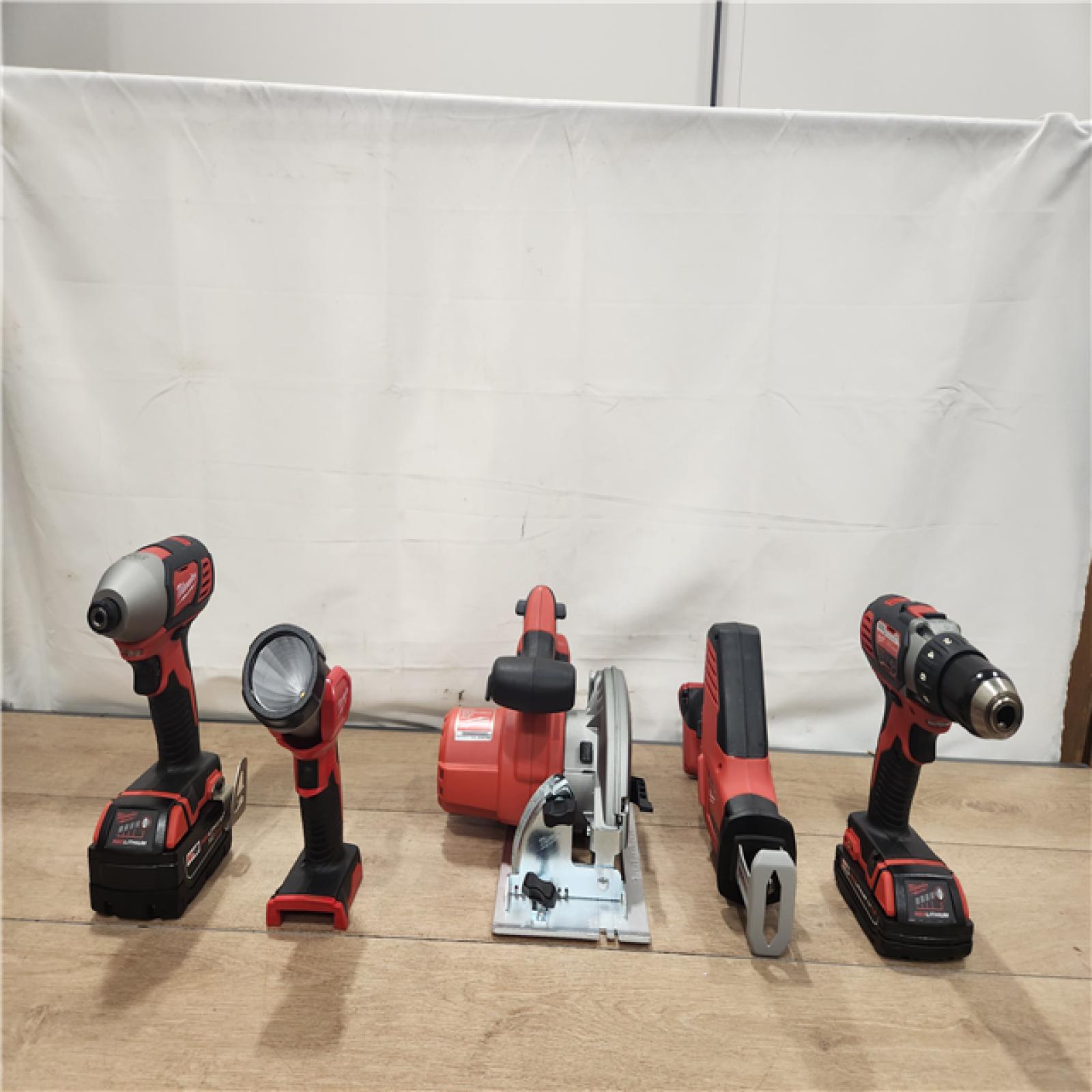 AS-IS- Milwaukee 18V Lithium-Ion Cordless (5-Tool) Combo Kit