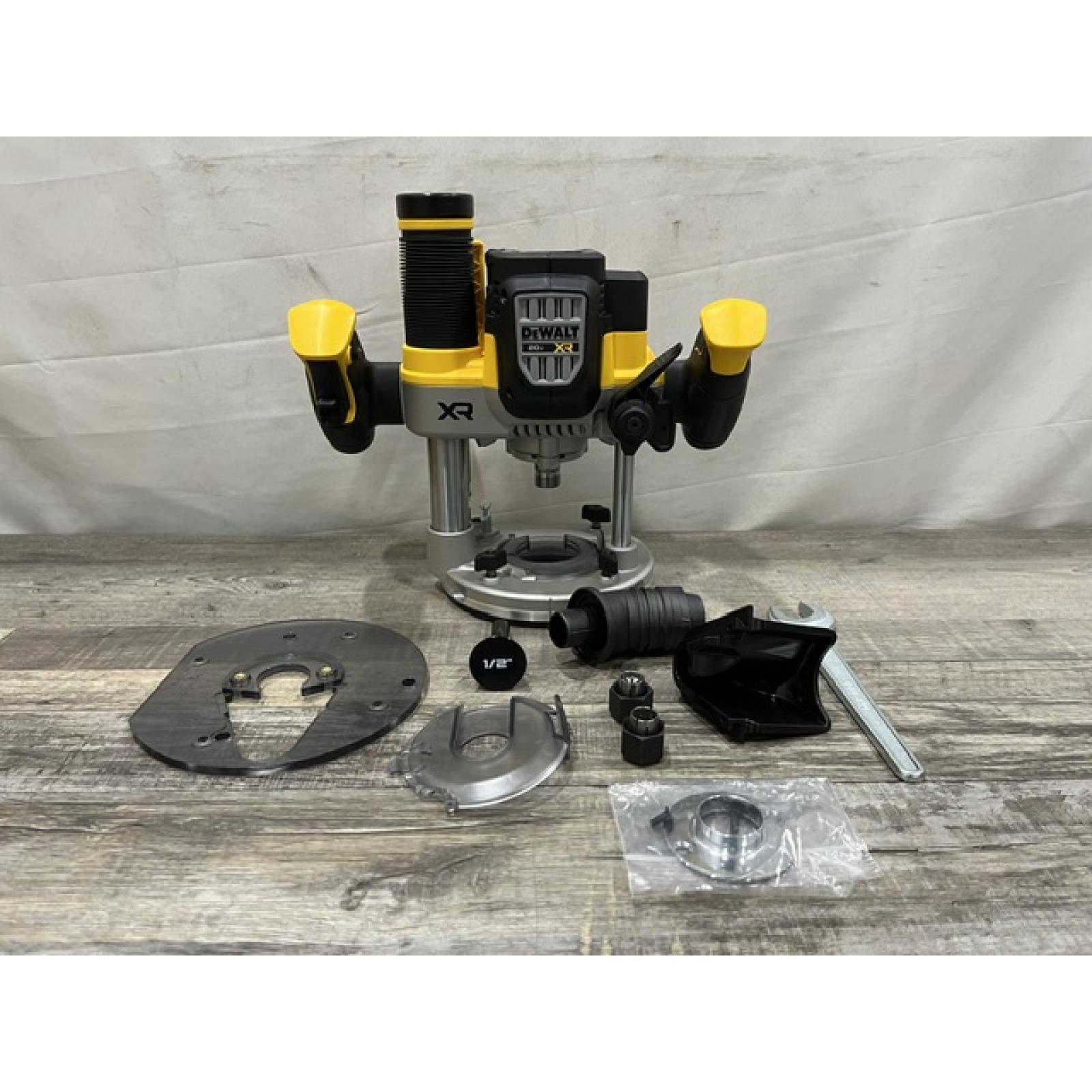 AS-IS DEWALT 20V MAX XR 2-1/4 Peak HP Brushless Cordless Plunge Router (Tool Only)