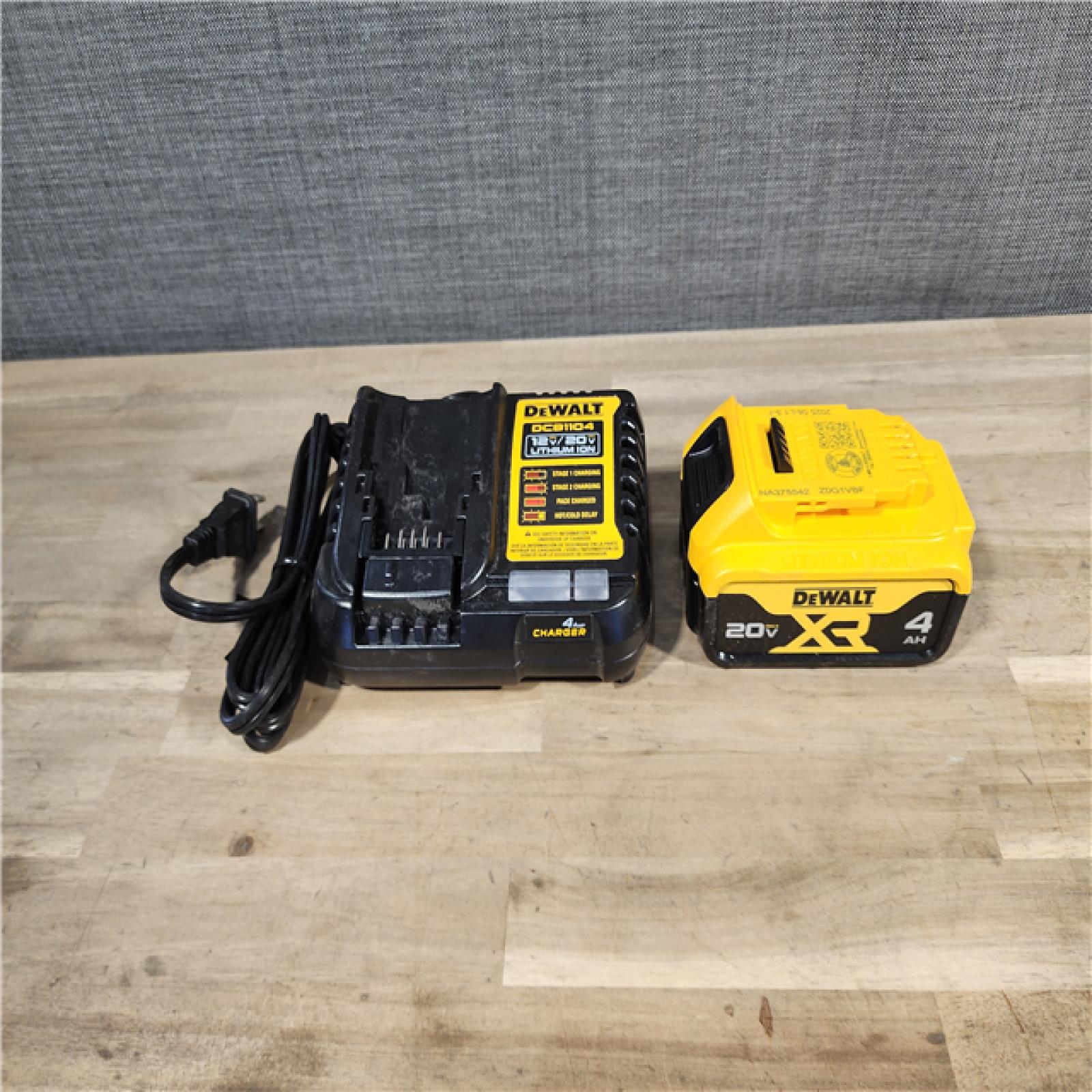 HOUSTON LOCATION - AS-IS DeWalt 20V MAX 1/2 in. Cordless Brushless Mid-Range Impact Wrench W/ BATTERY & CHARGER