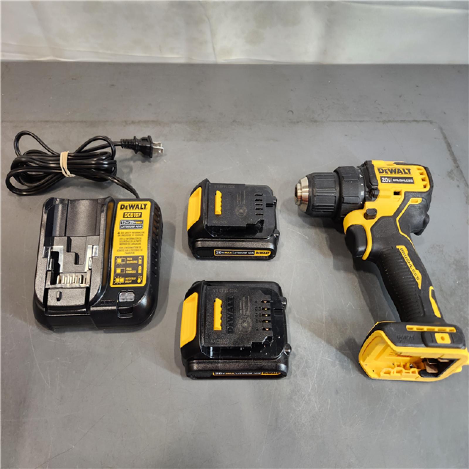 AS-IS DeWalt Brushless Cordless Compact Drill Driver KIT