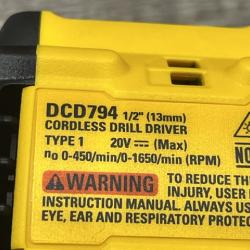 AS-IS DEWALT Atomic 20V Lithium-Ion Cordless Compact 1/2 in. Drill/Driver Kit