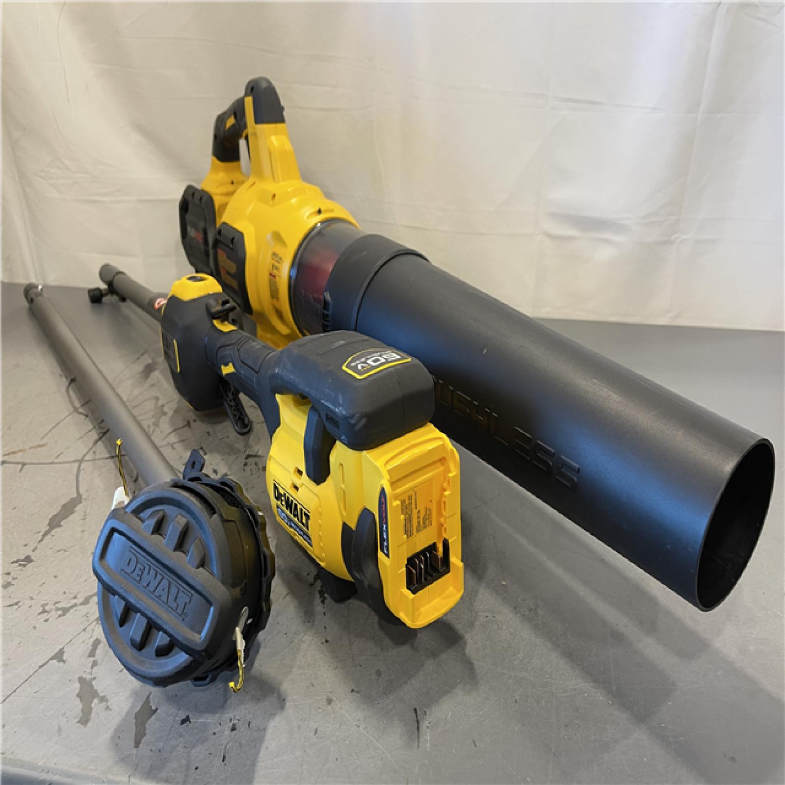 AS-IS - DeWalt FLEXVOLT 60V MAX Cordless Battery Powered String Trimmer & Blower Combo Kit