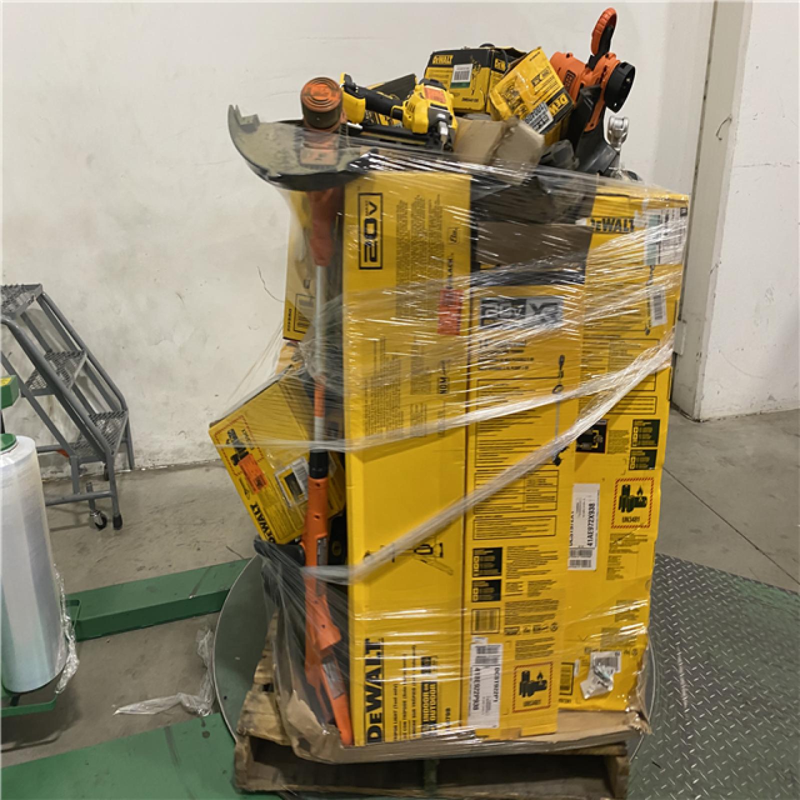 Dallas Location - As-Is DEWALT Tool Pallet