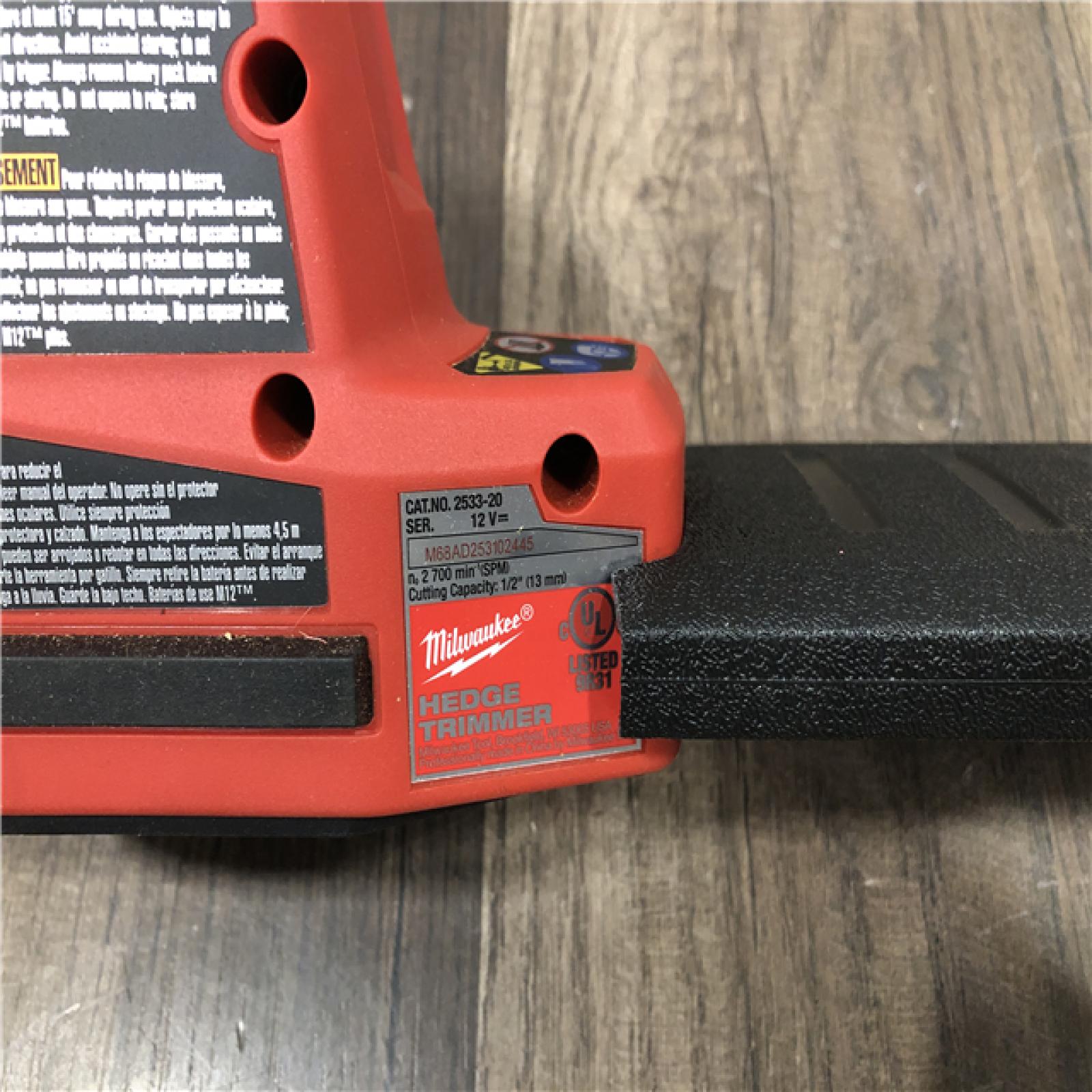 AS-IS Milwaukee FUEL 8 in. 12V Lithium-Ion Brushless Cordless Hedge Trimmer Kit