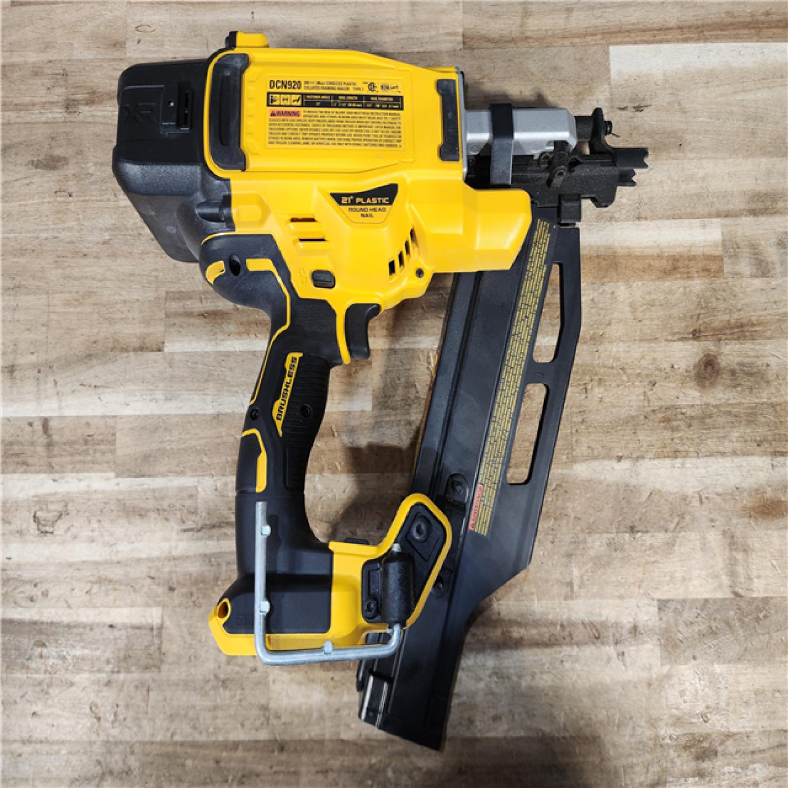 HOUSTON LOCATION - AS-IS DEWALT 20-Volt 21° Cordless Framing Nailer (Tool-Only)