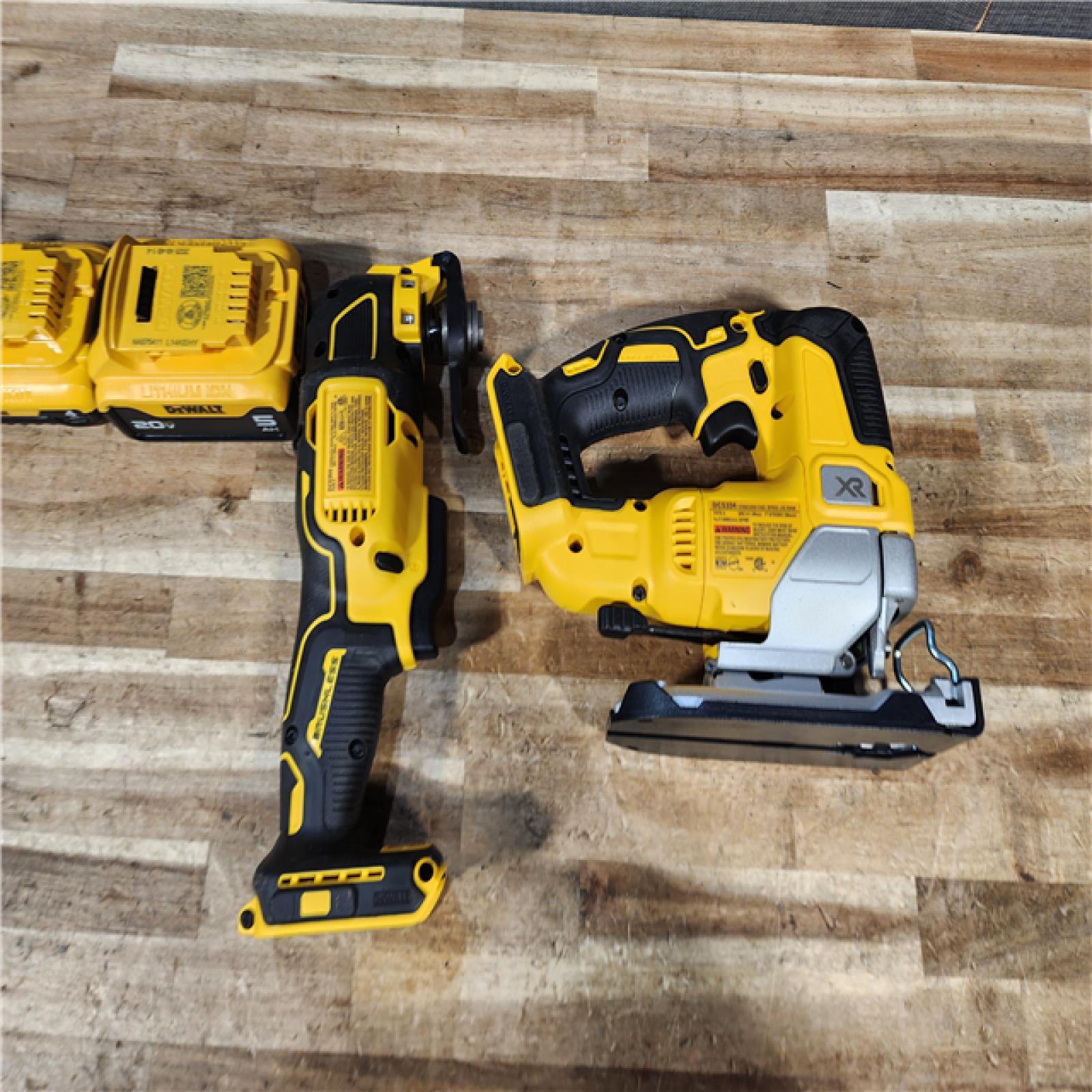 HOUSTON LOCATION - AS - IS DEWALT 20V Lithium-Ion 2-Tool Cordless Combo Kit