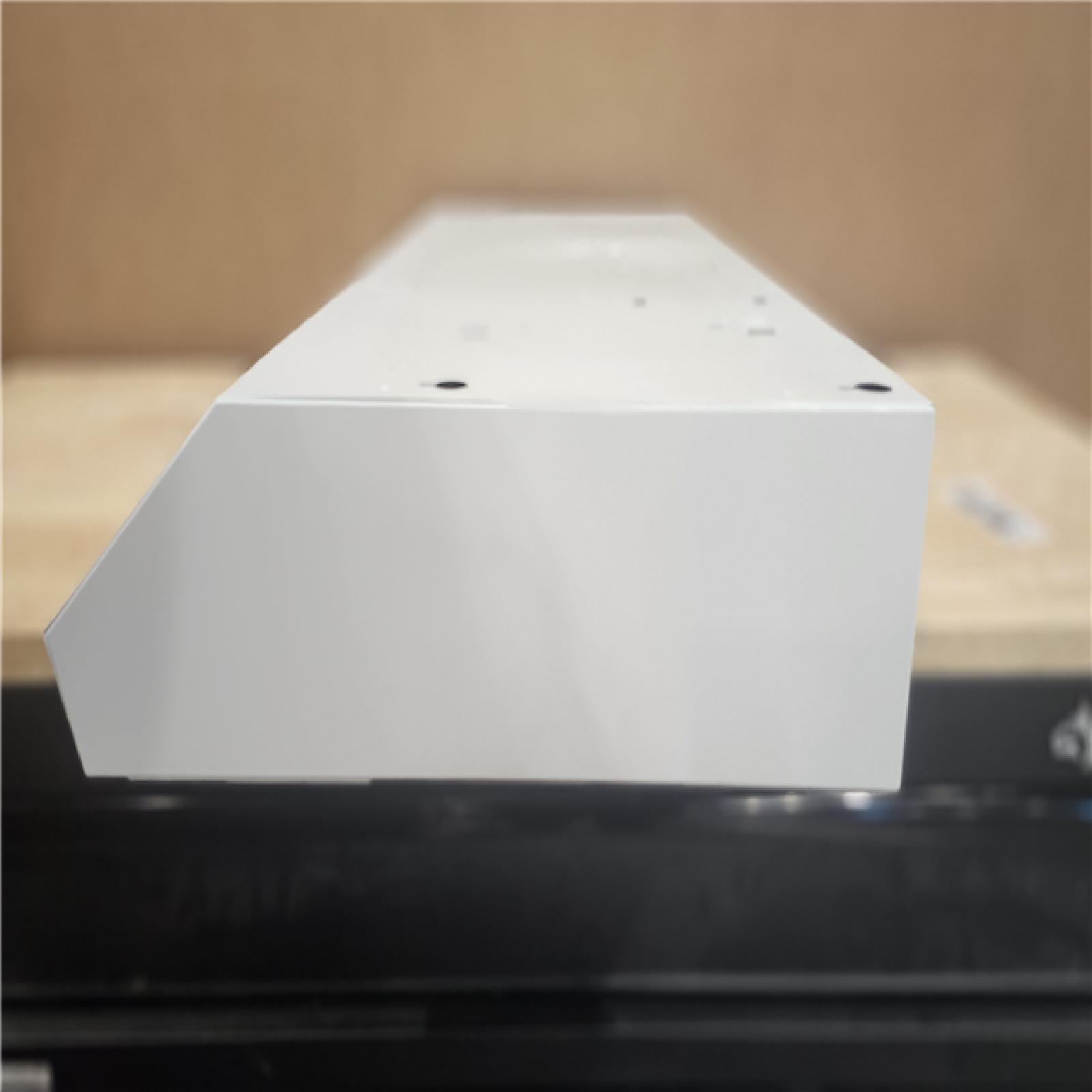 DALLAS LOCATION- 30 RANGE HOOD (DISPLAY ONLY) PALLET- (13 UNITS)