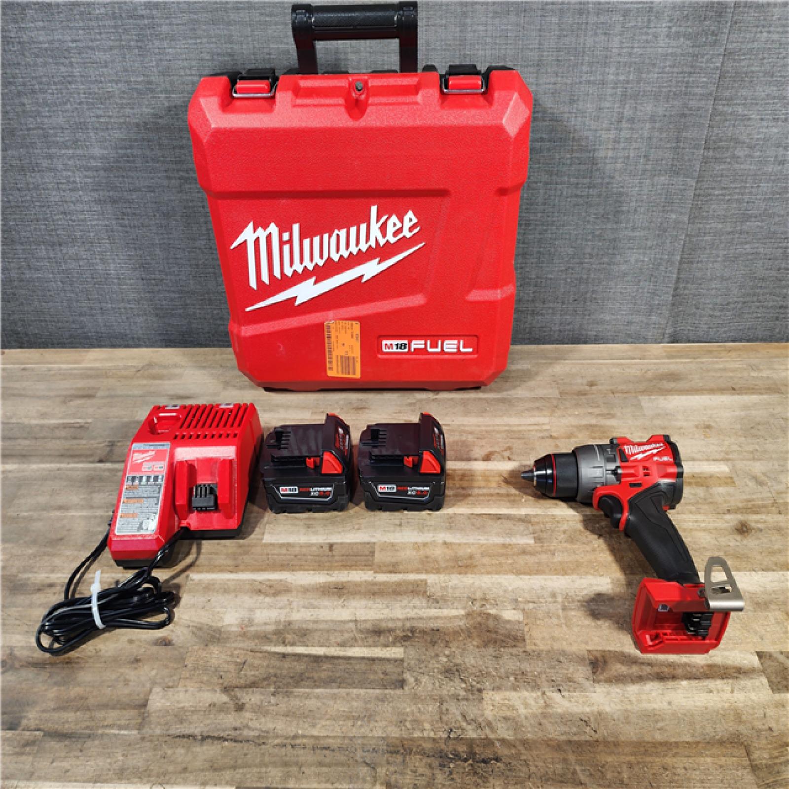 HOUSTON LOCATION - AS-IS Milwaukee 2904-22 Hammer Drill Driver Kit with Batteries  Charger & Tool Case  Red