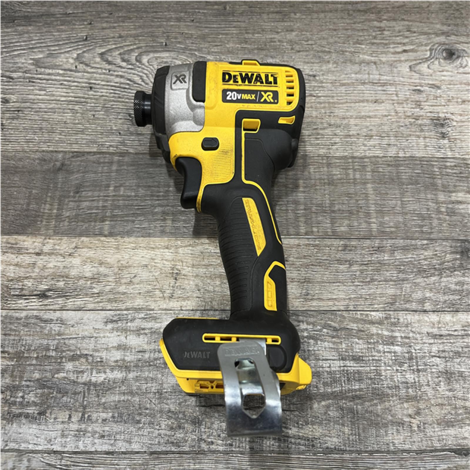 AS-IS DEWALT 20V MAX XR Cordless Brushless 3-Speed 1/4 in. Impact Driver Kit